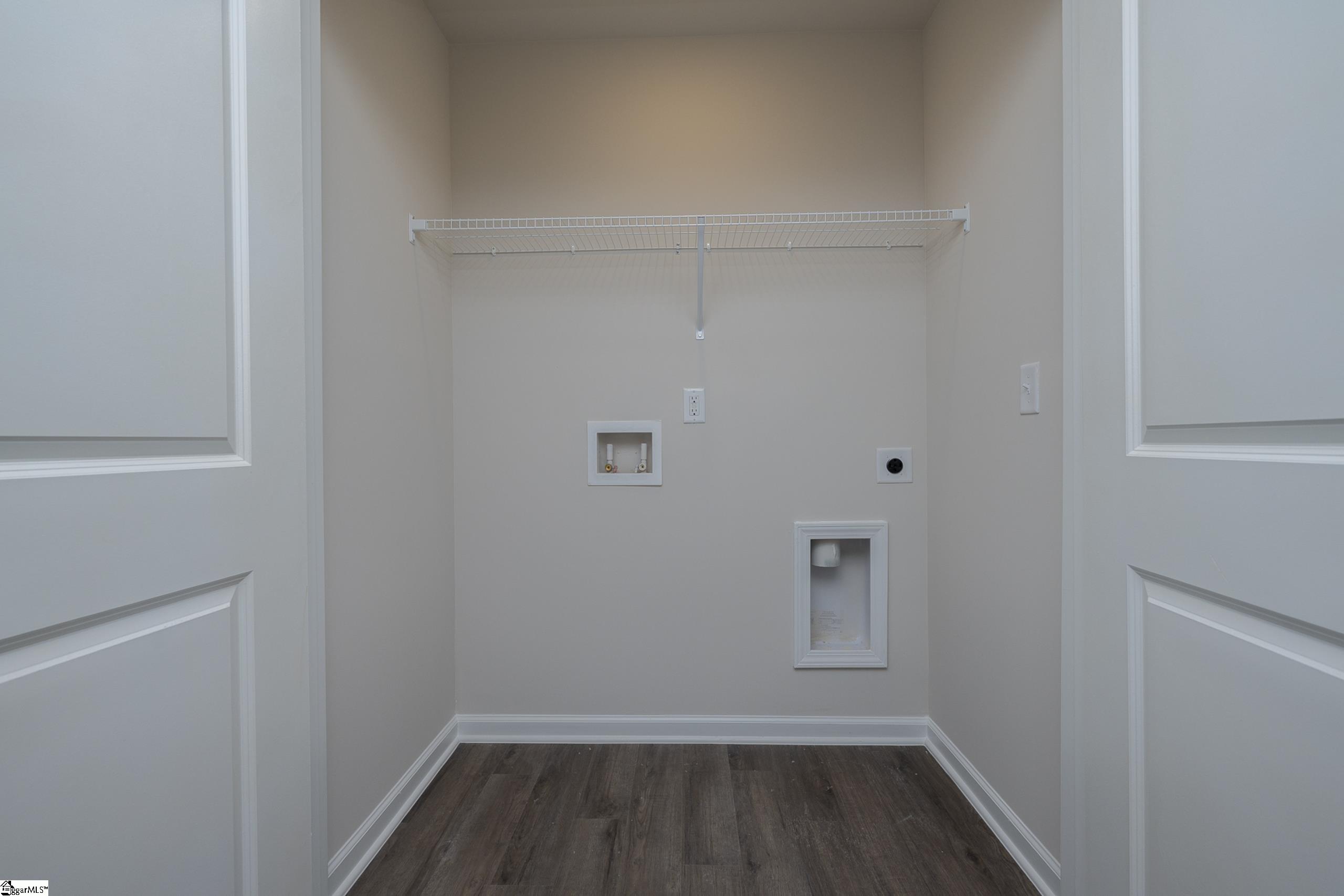 17 Thorndike Way Property Photo 25