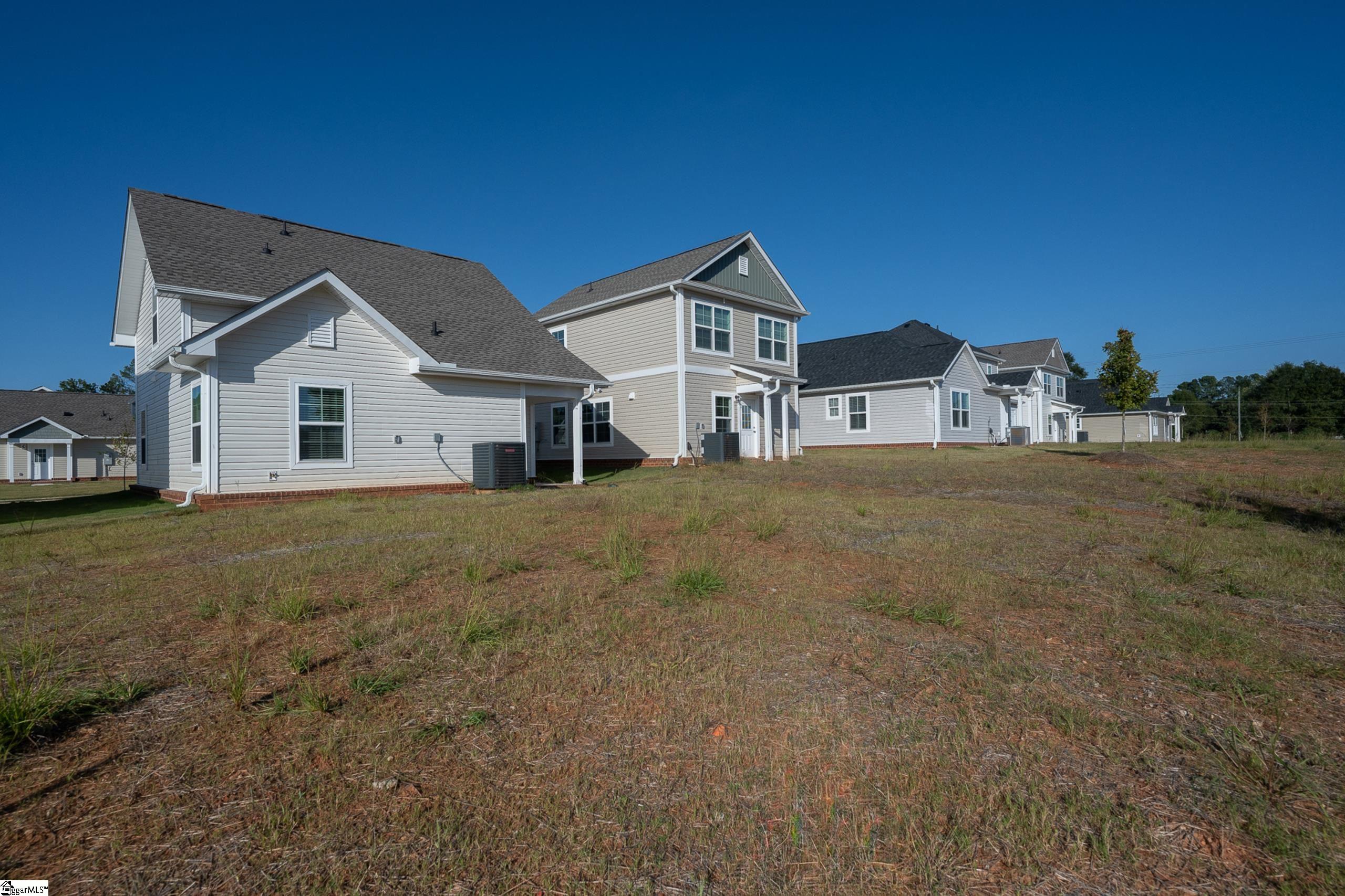 17 Thorndike Way Property Photo 28