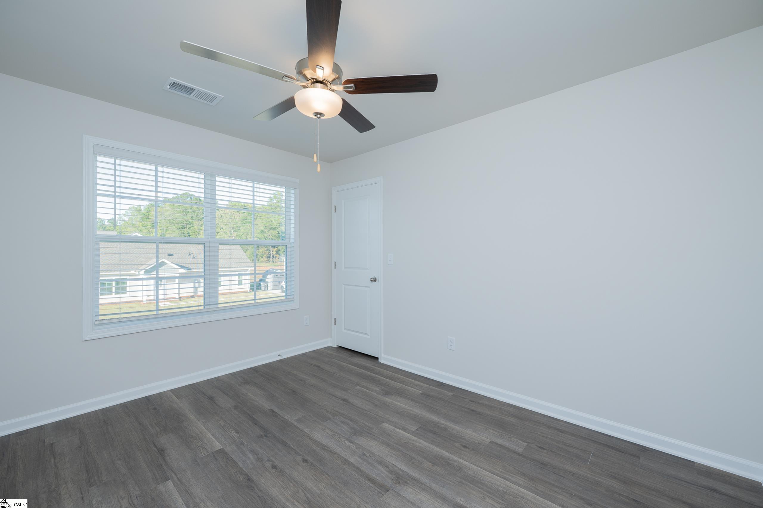 19 Thorndike Way Property Photo 23
