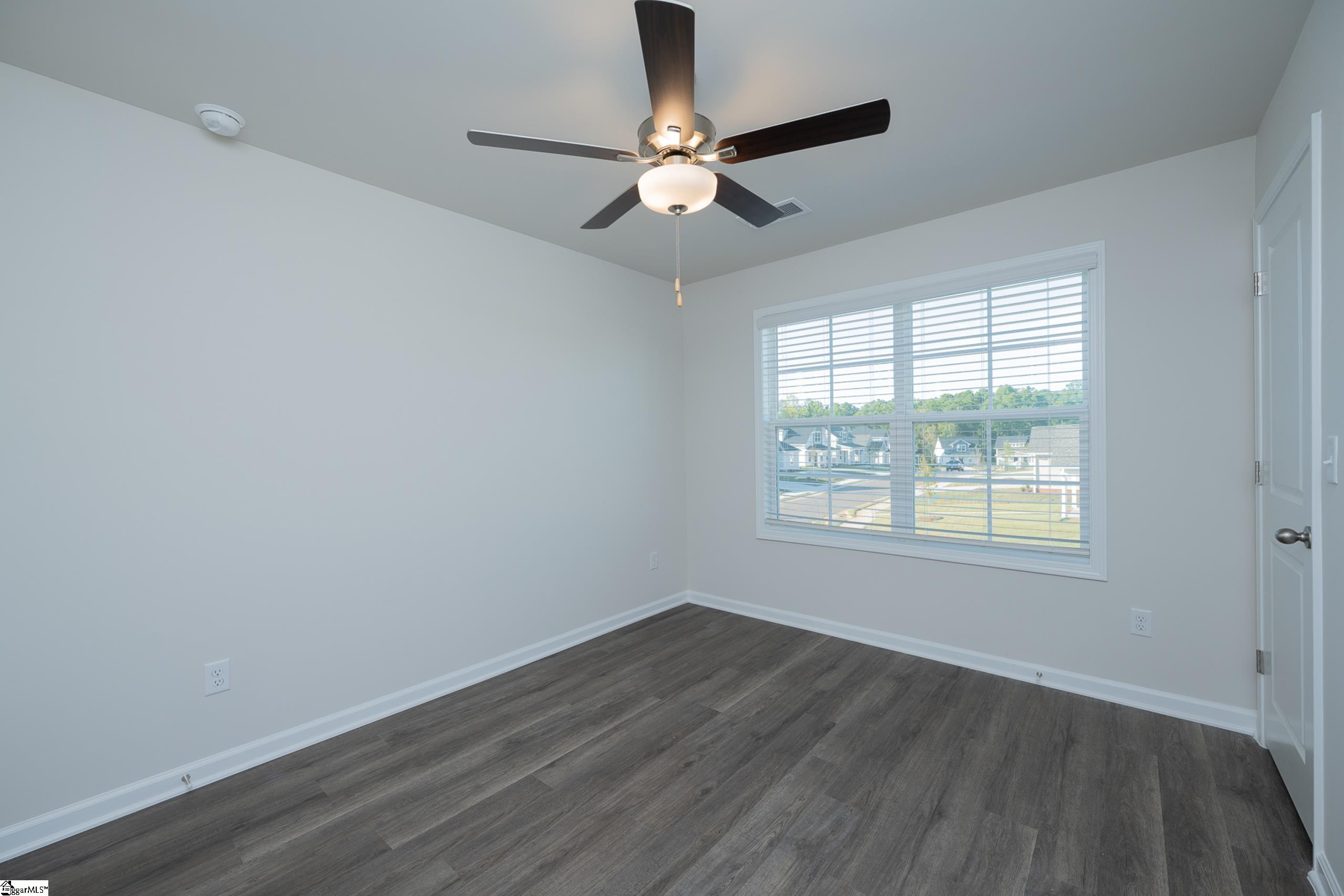 19 Thorndike Way Property Photo 24