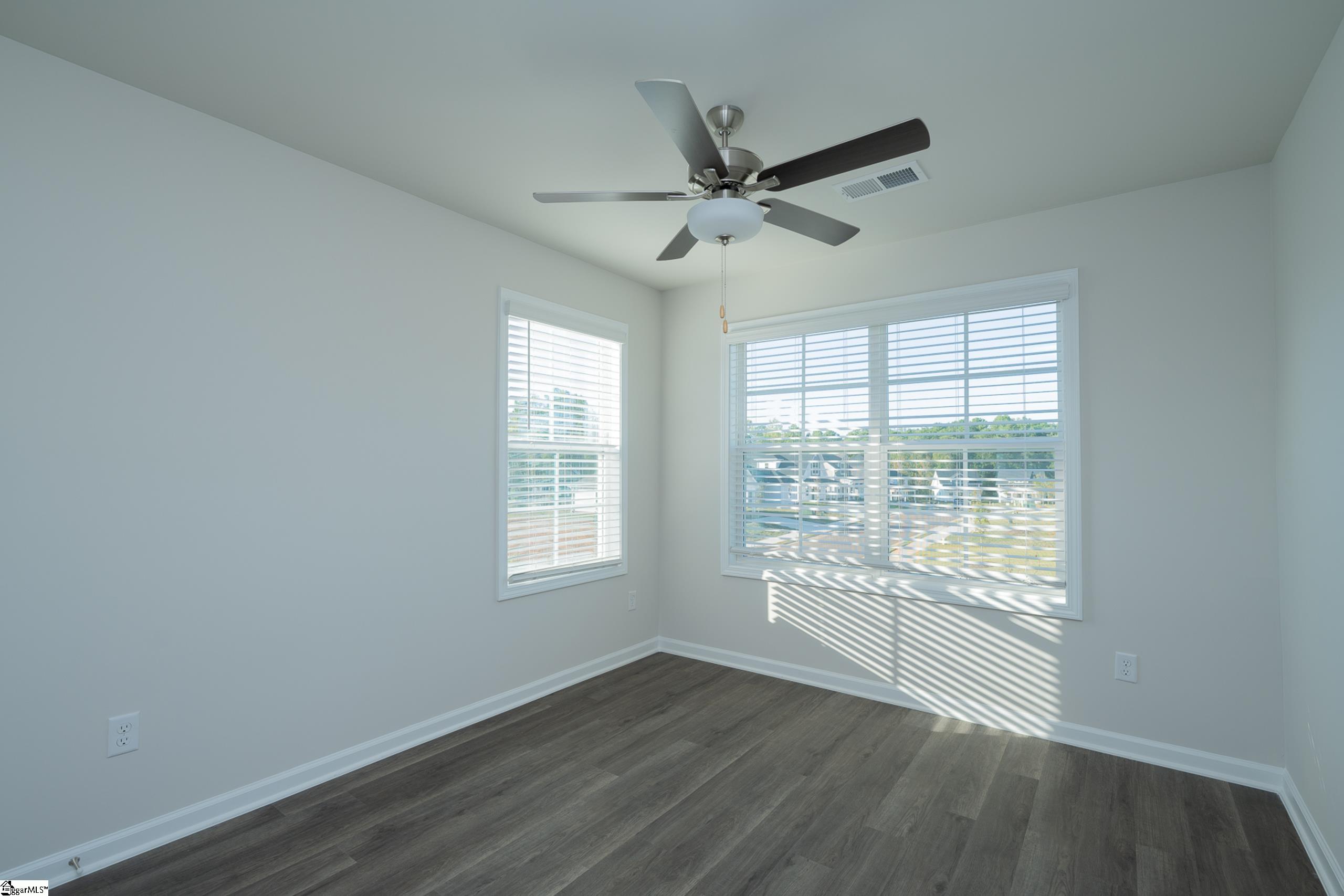 19 Thorndike Way Property Photo 27