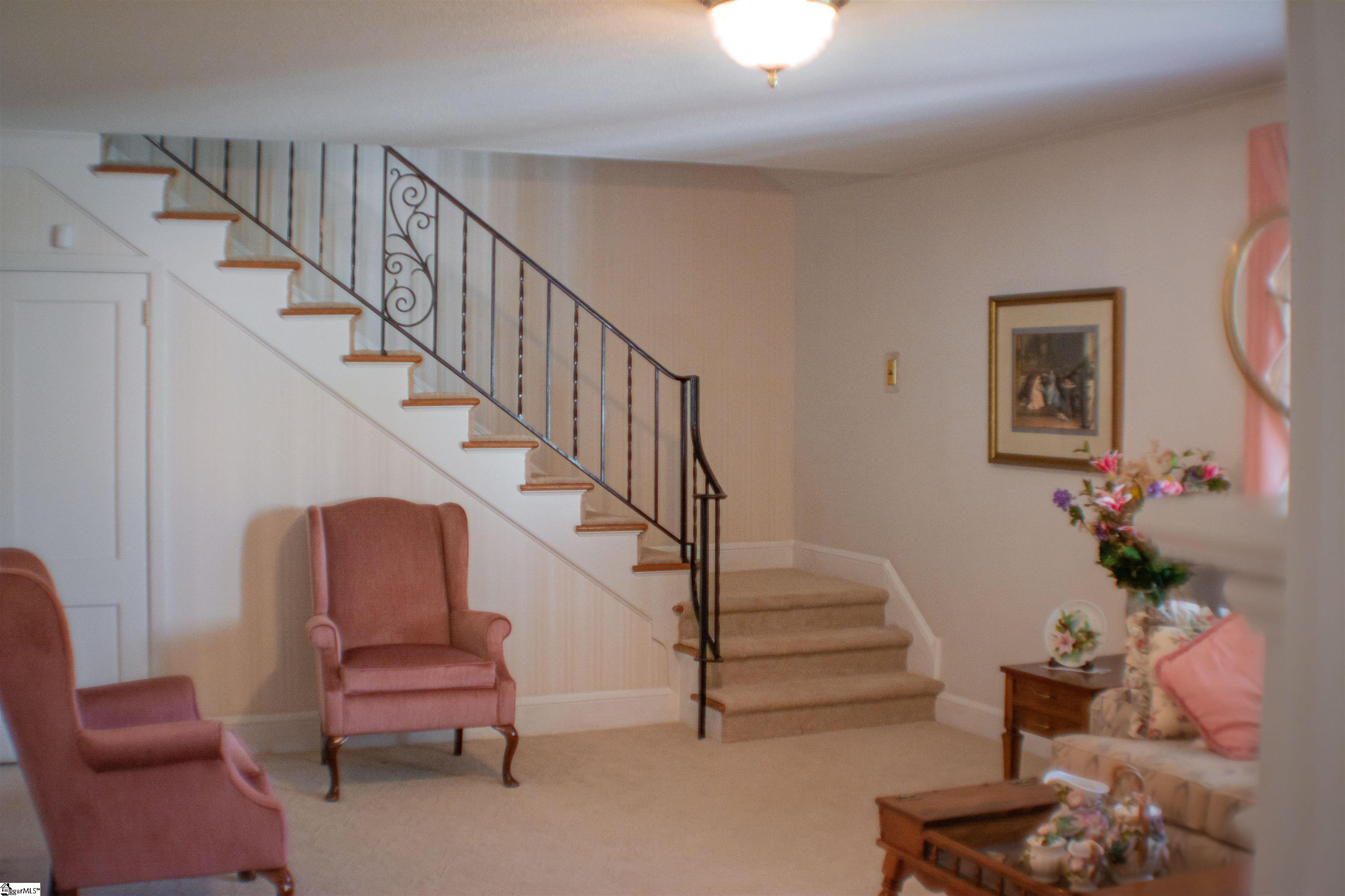 400 Wedgewood Drive Property Photo 22