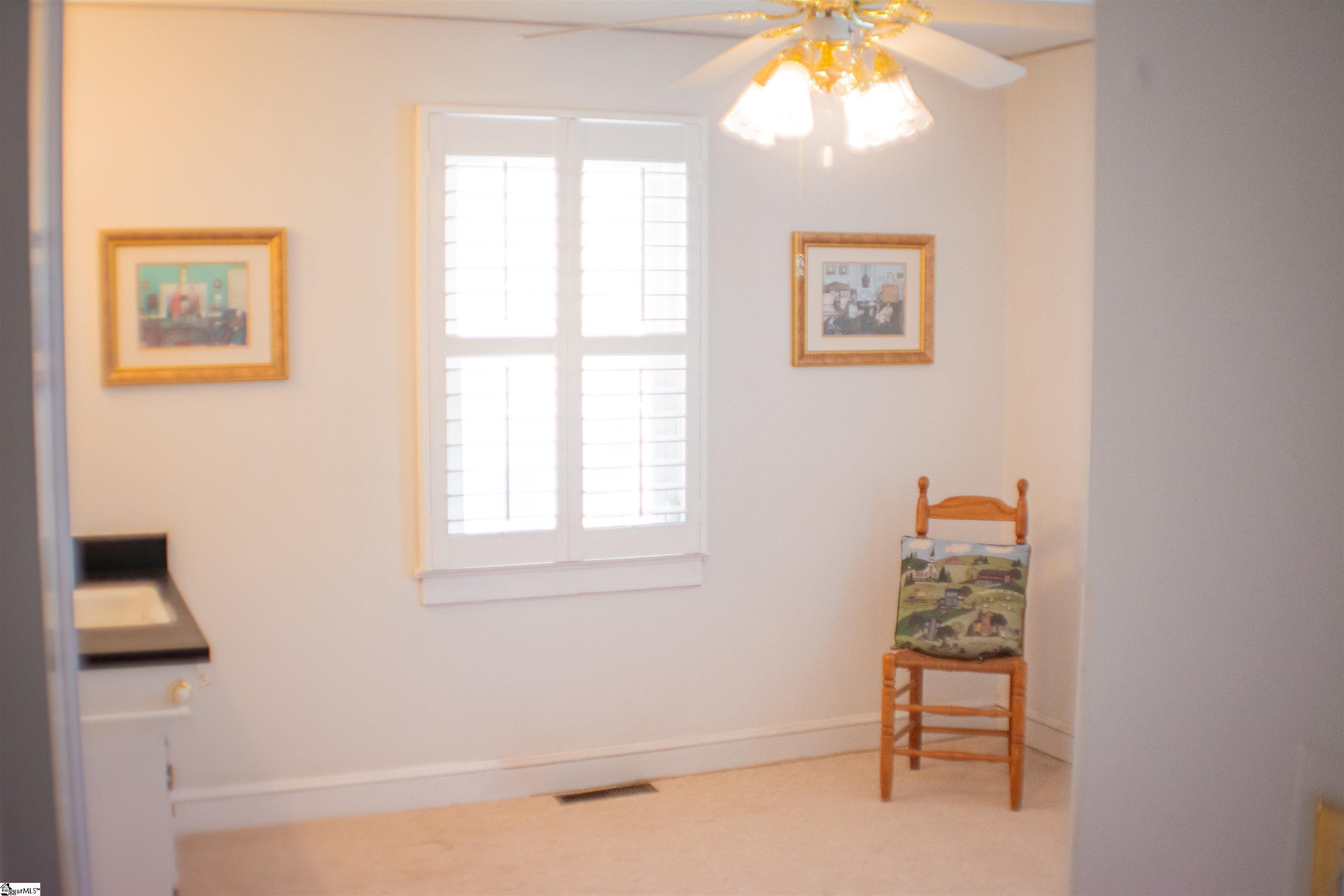 400 Wedgewood Drive Property Photo 27