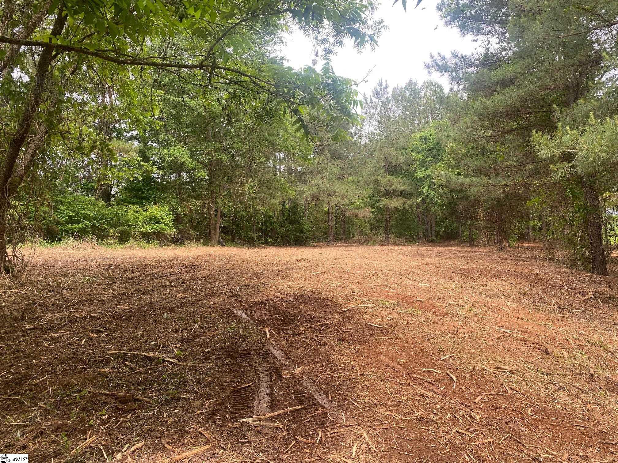 195 Commerce Avenue Property Photo 2