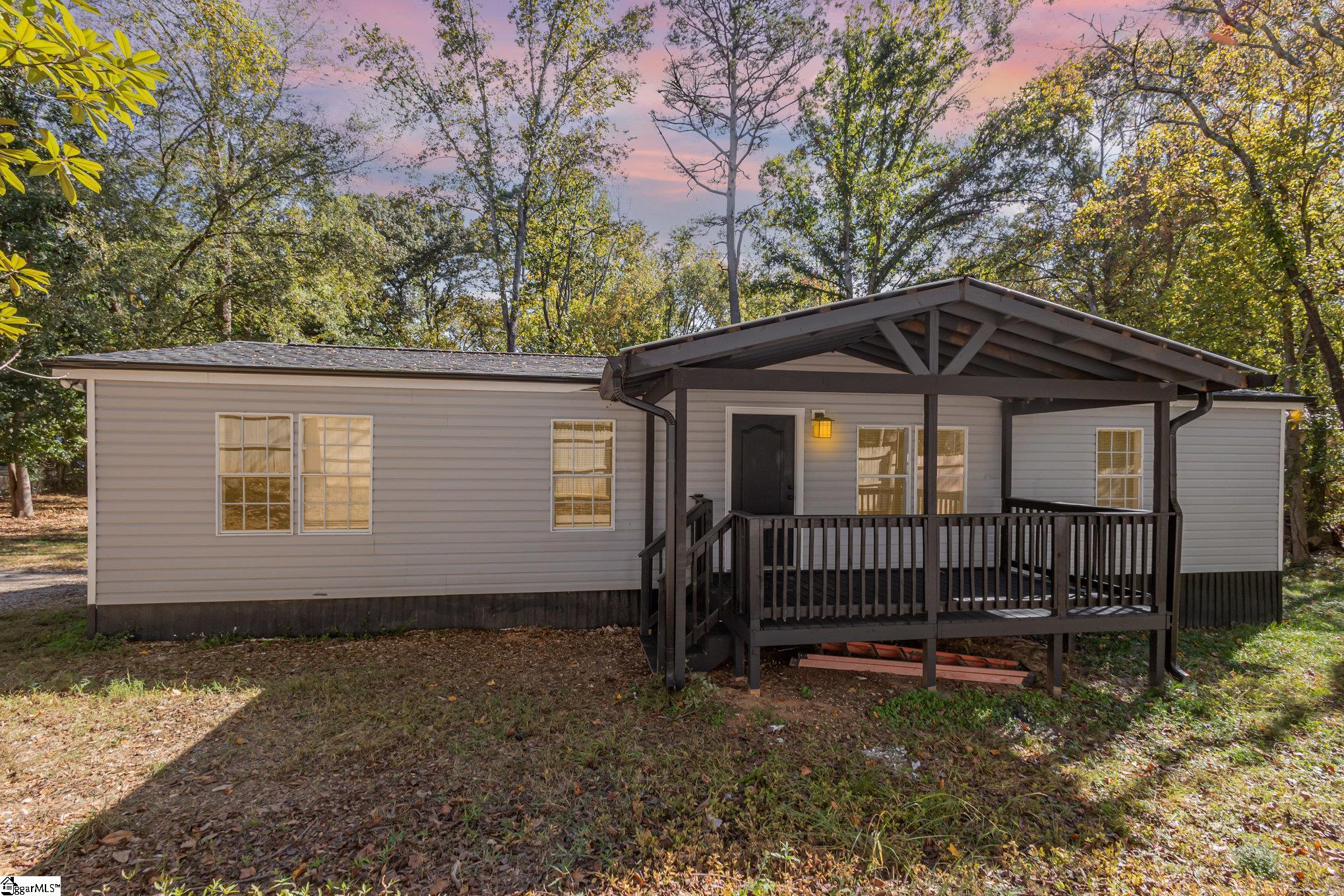 21 Virginia Drive Property Photo 2
