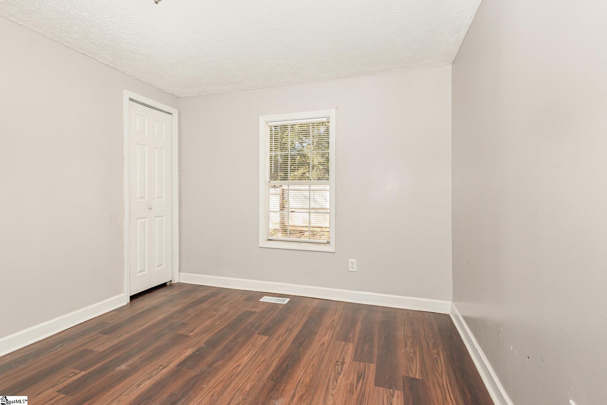 21 Virginia Drive Property Photo 15