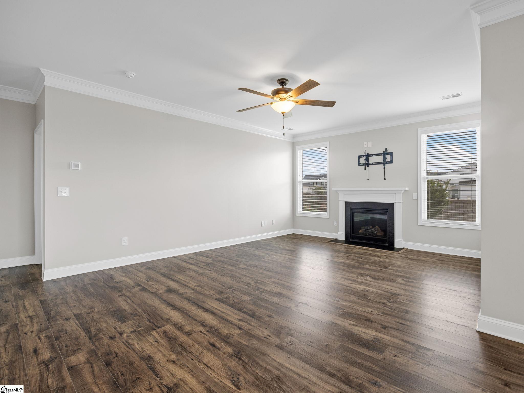 211 Pollyanna Drive Property Photo 8