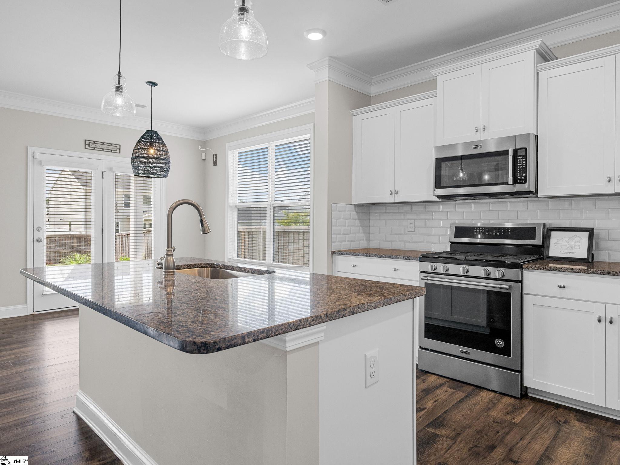 211 Pollyanna Drive Property Photo 14