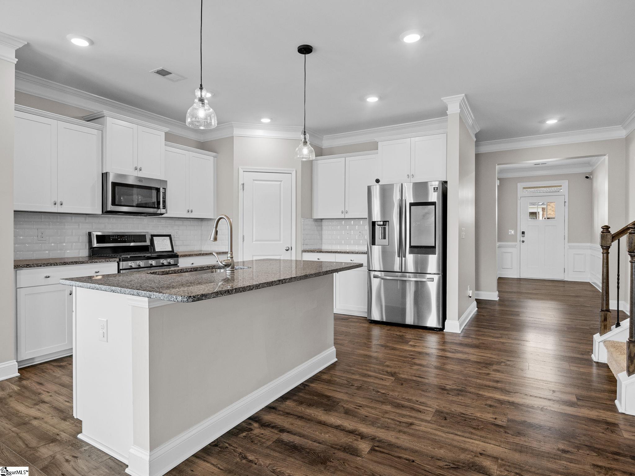 211 Pollyanna Drive Property Photo 15