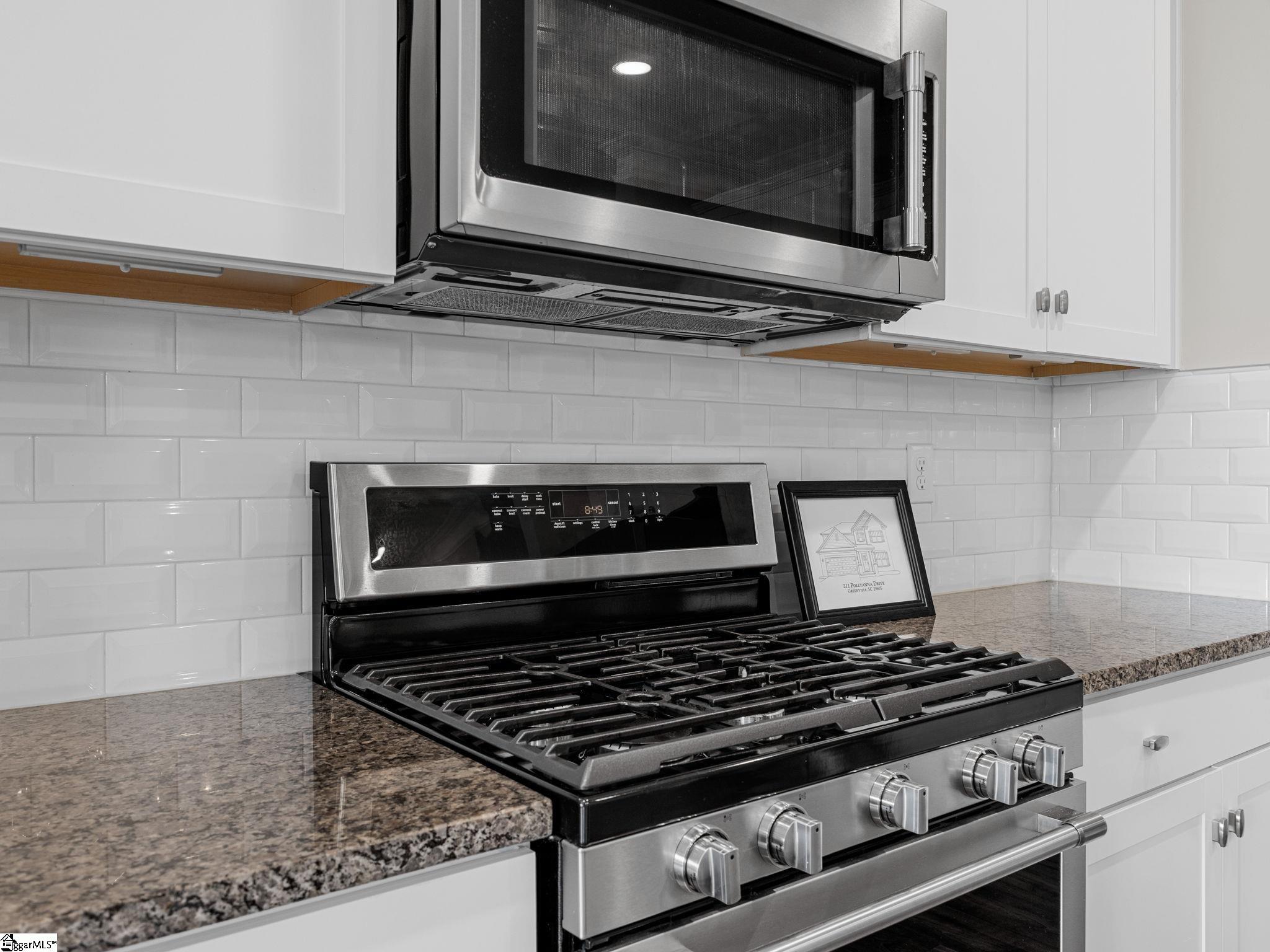 211 Pollyanna Drive Property Photo 17