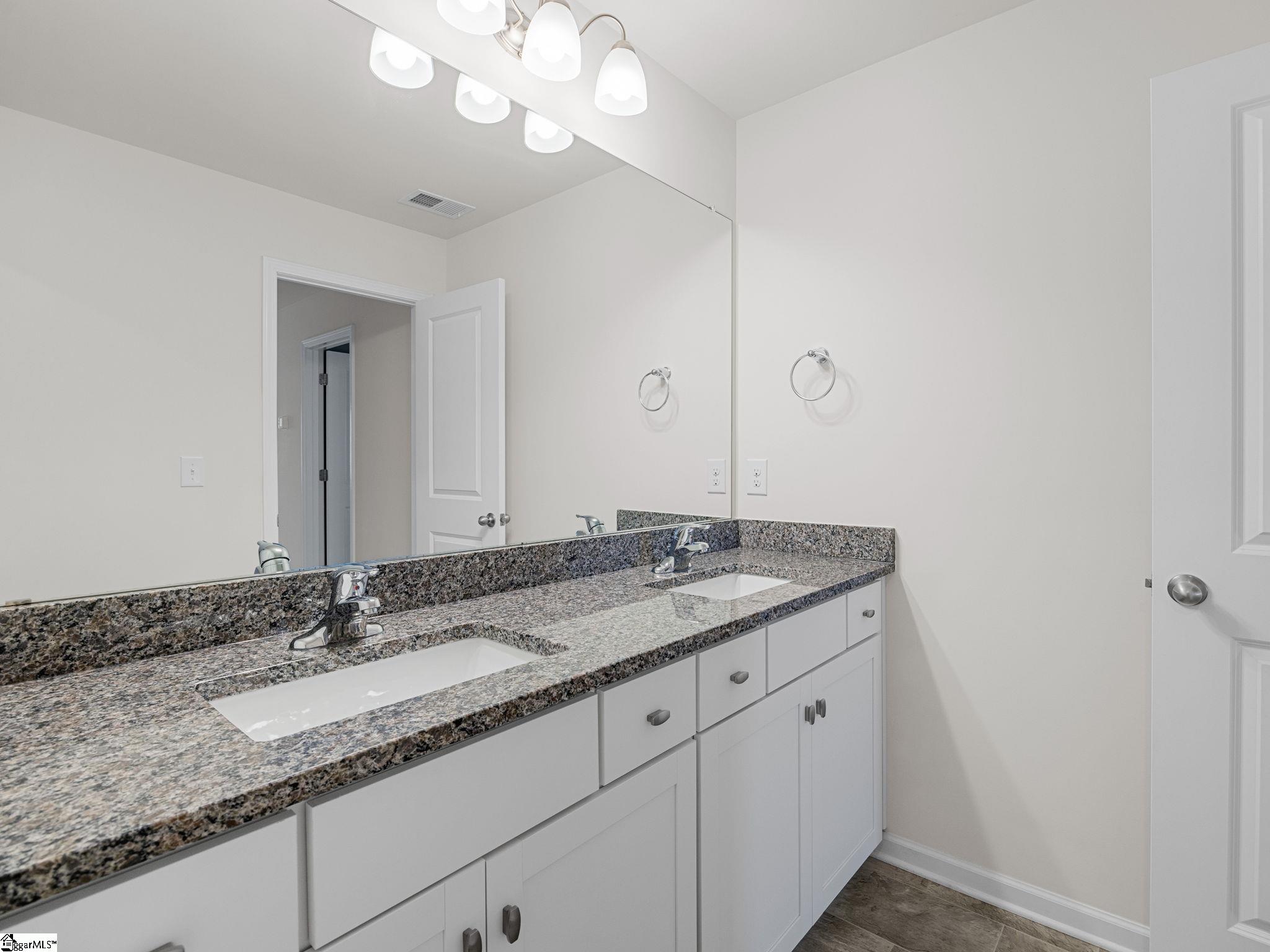 211 Pollyanna Drive Property Photo 32
