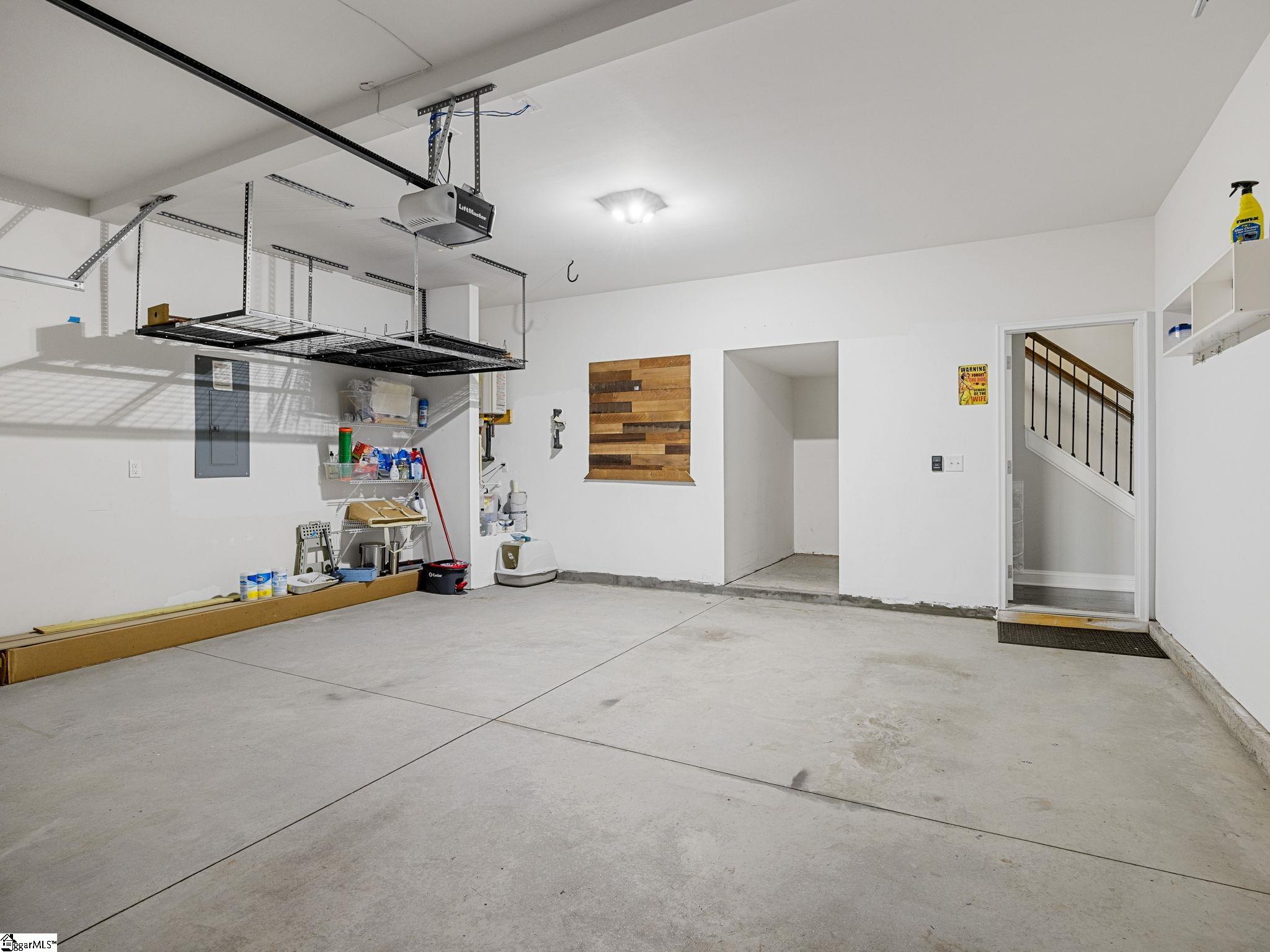 211 Pollyanna Drive Property Photo 38