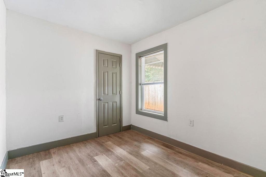 525 Fulwer Street Property Photo 3