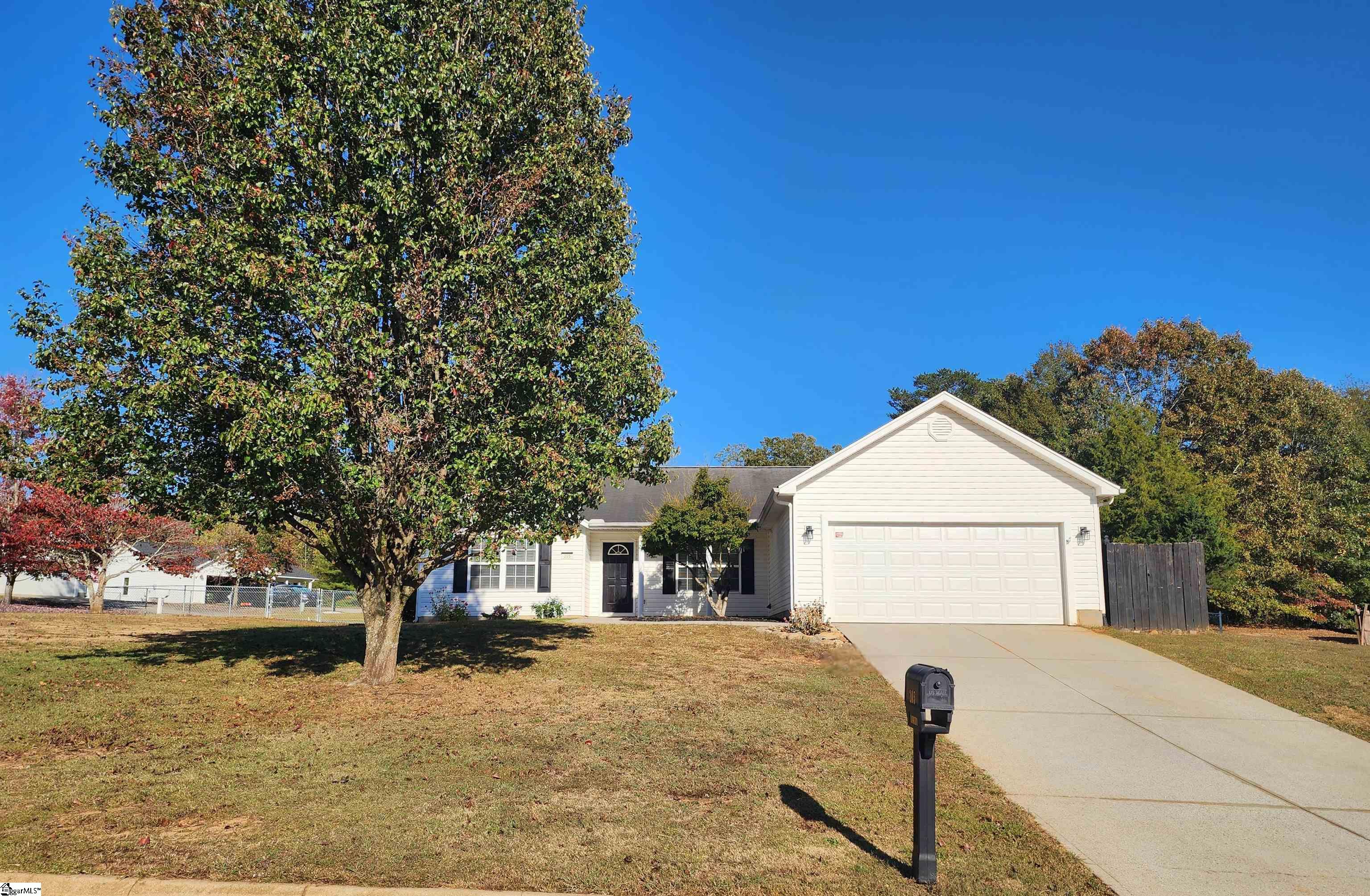 205 Spring Estates Drive Property Photo 1