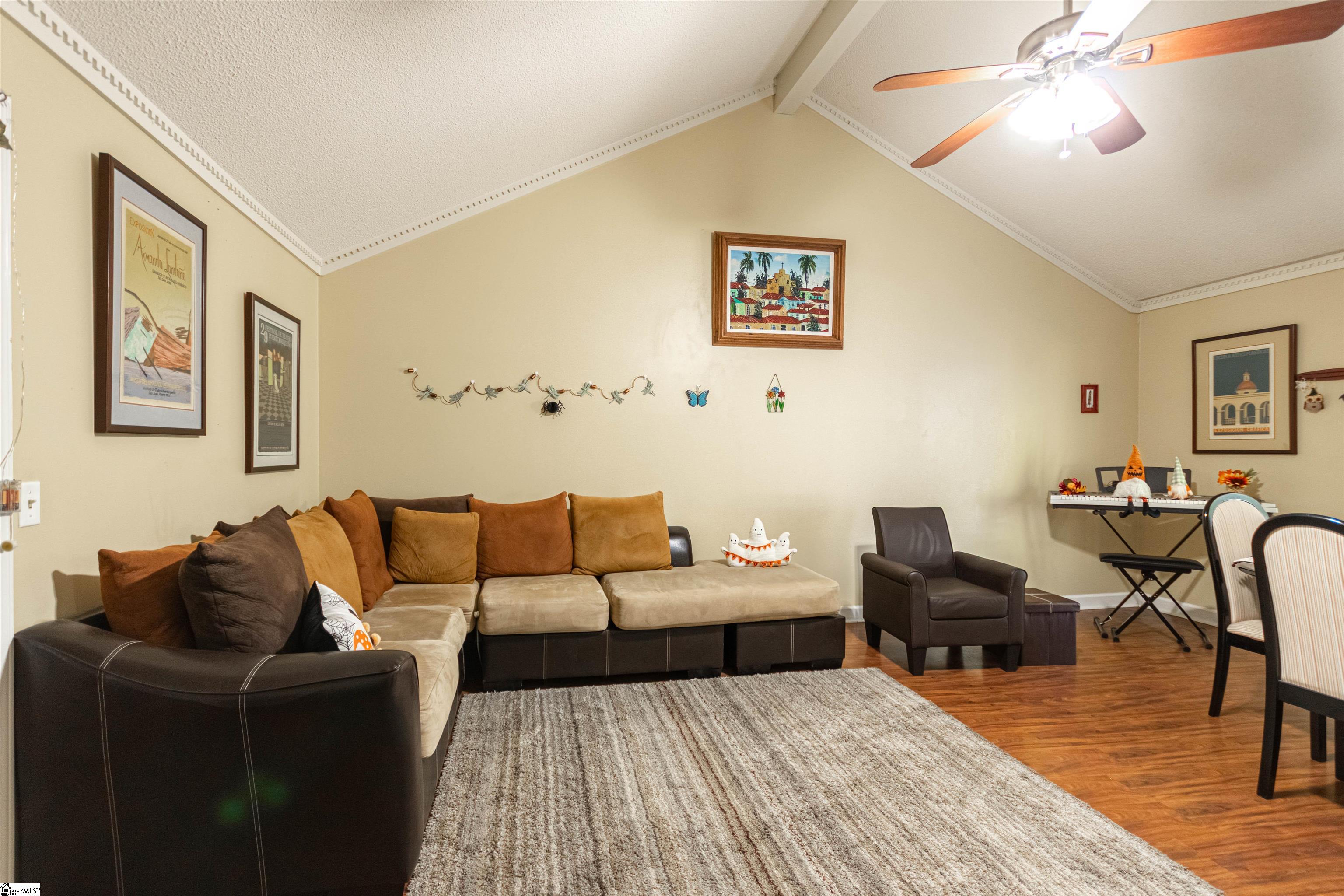 107 Boulder Creek Way Property Photo 6