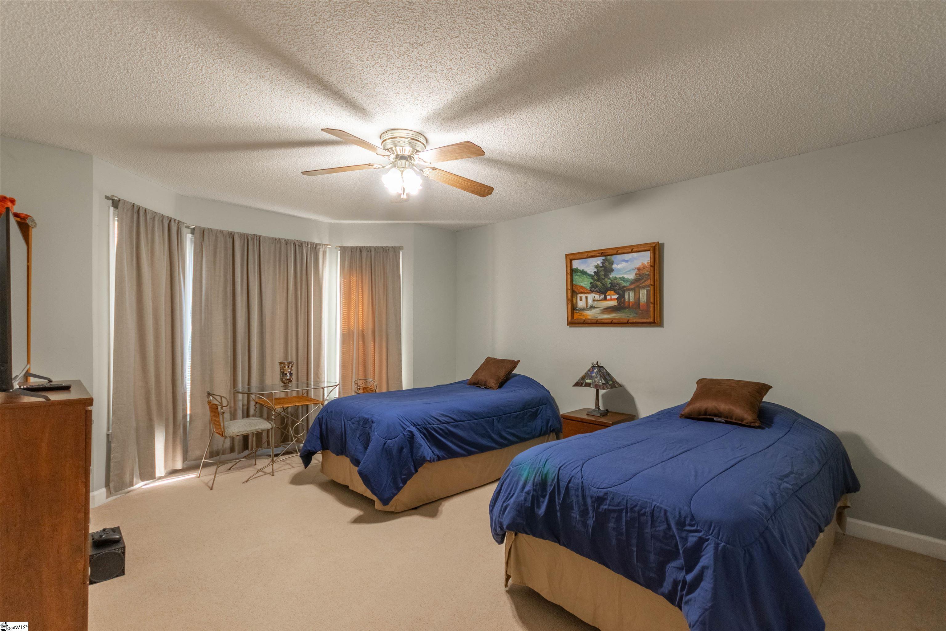 107 Boulder Creek Way Property Photo 17