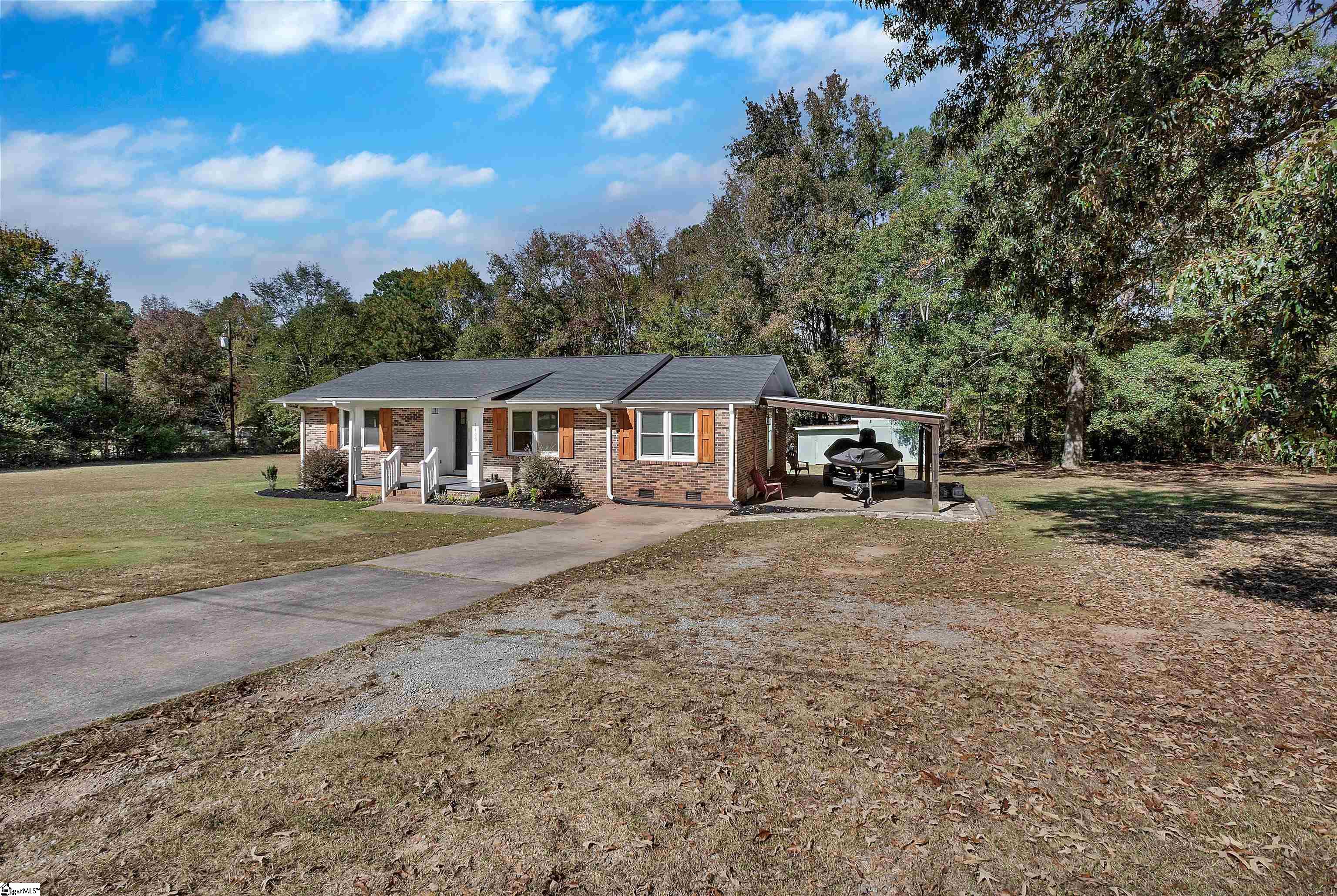 1409 Whiten Road Property Photo 3