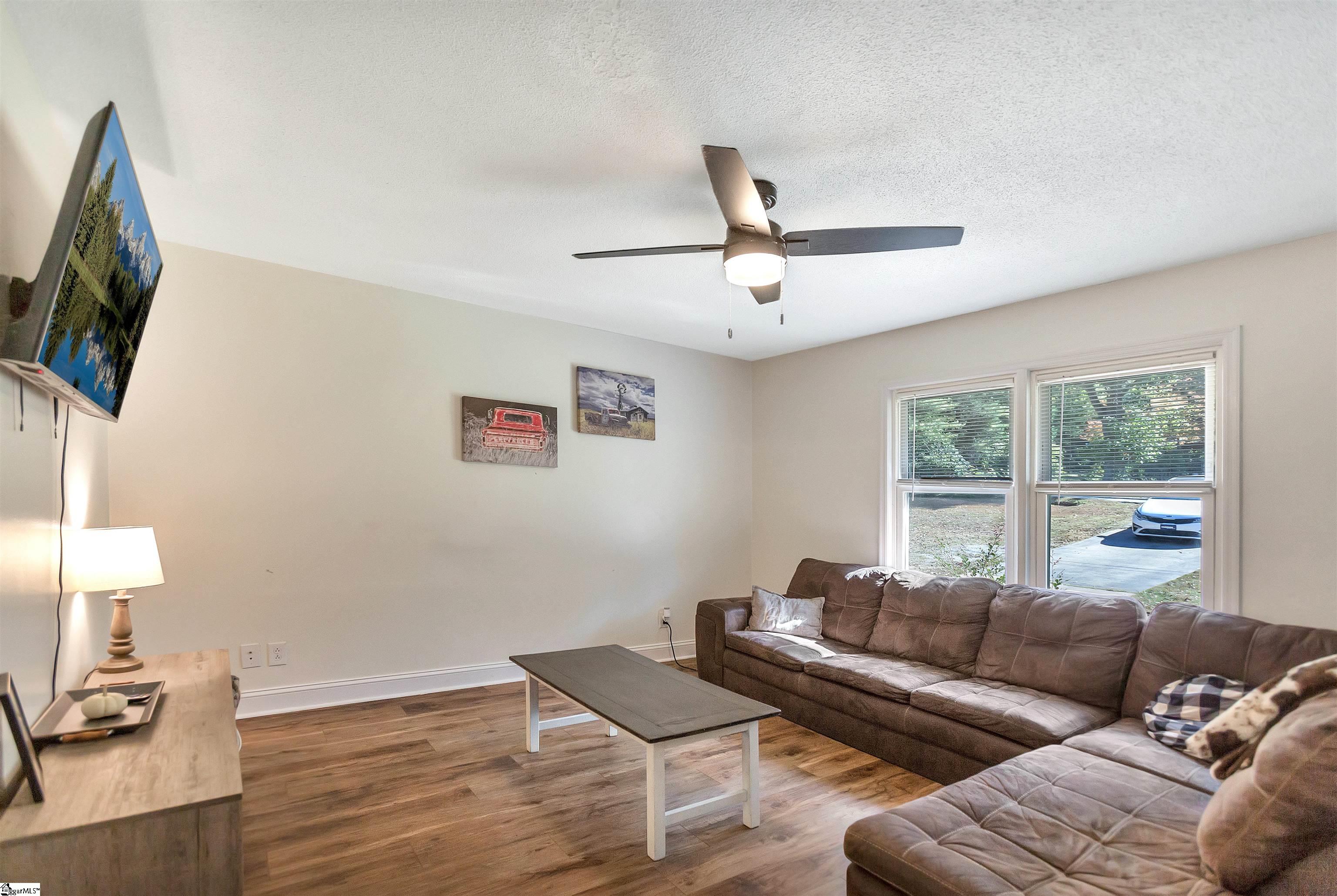1409 Whiten Road Property Photo 7