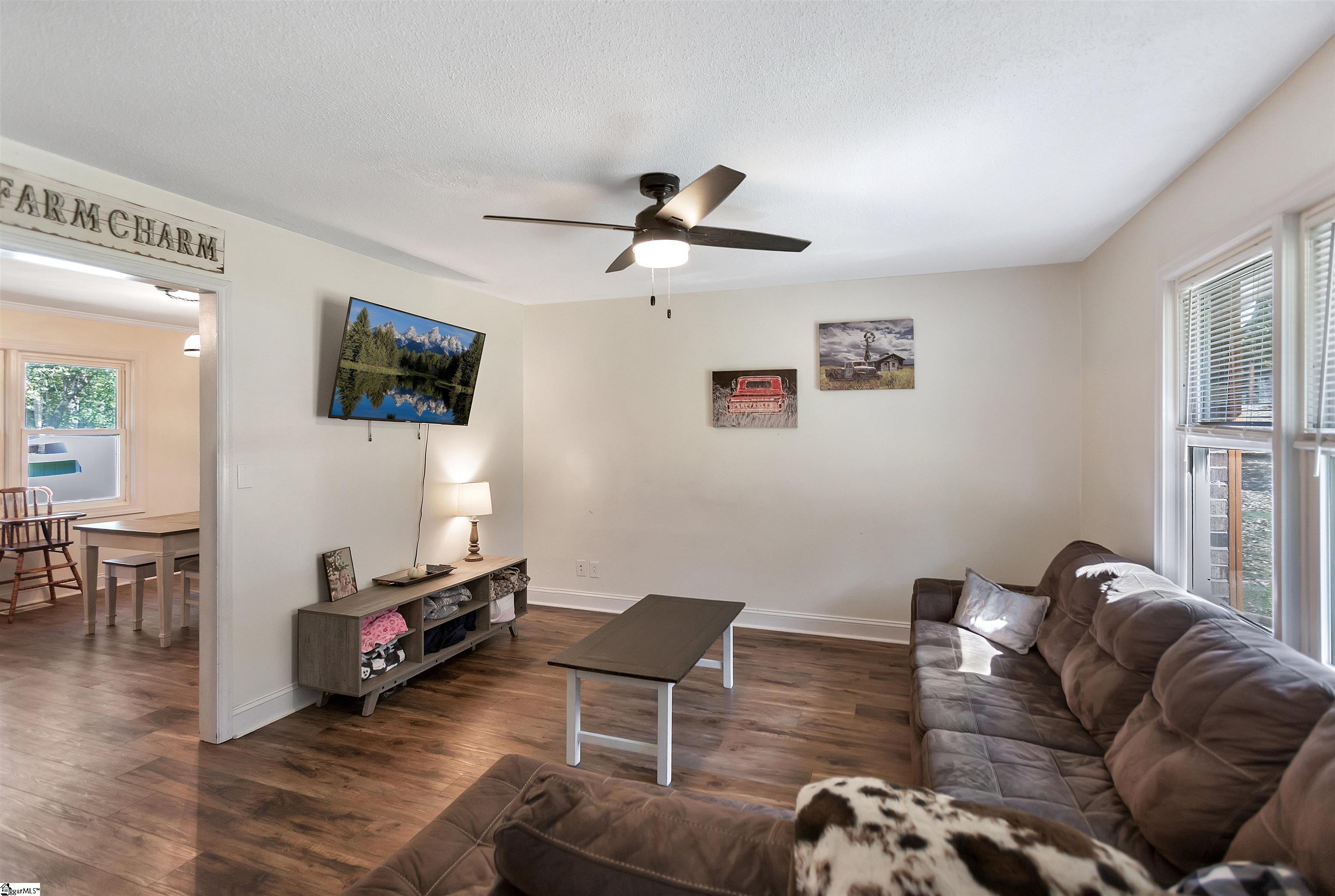 1409 Whiten Road Property Photo 9