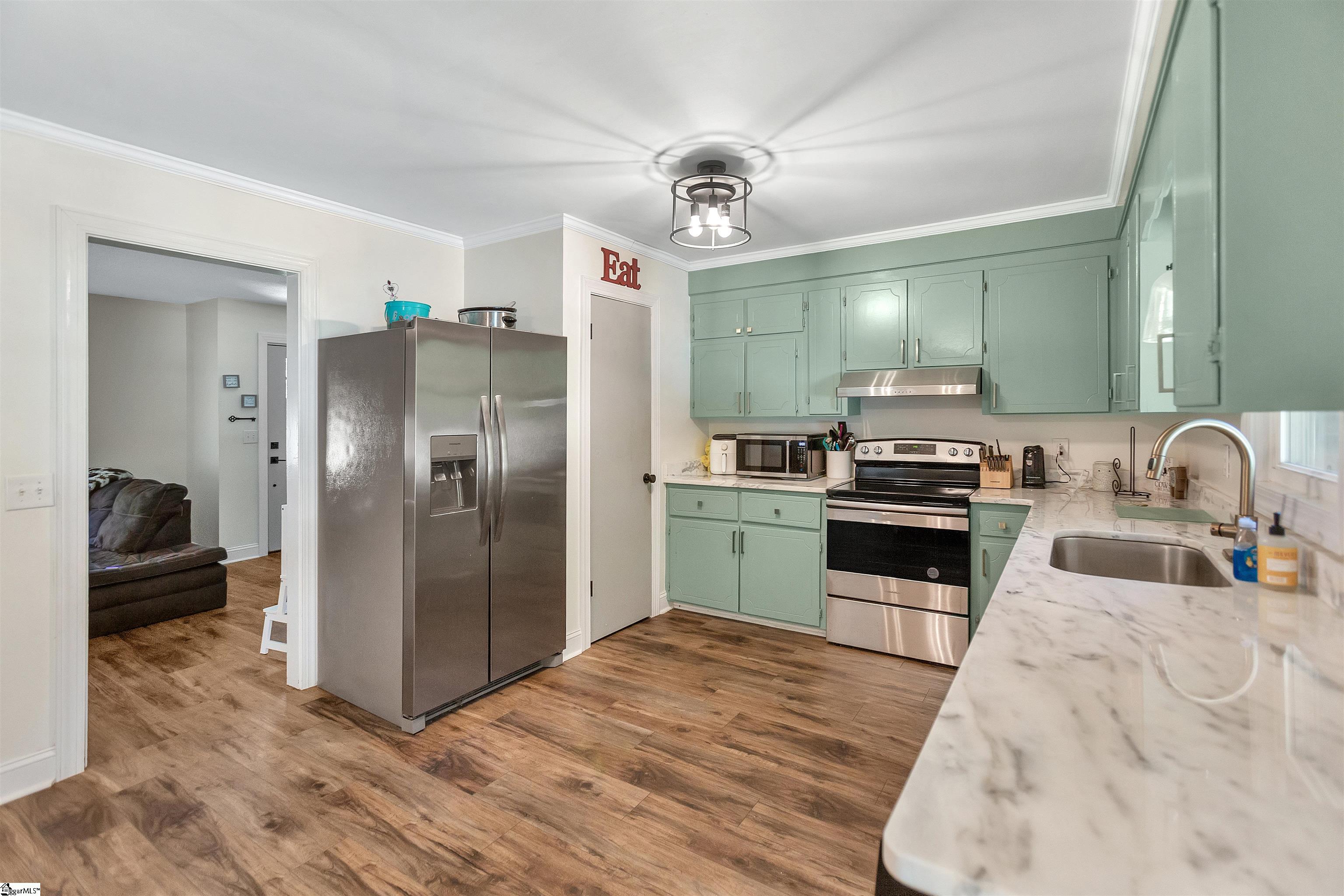 1409 Whiten Road Property Photo 15