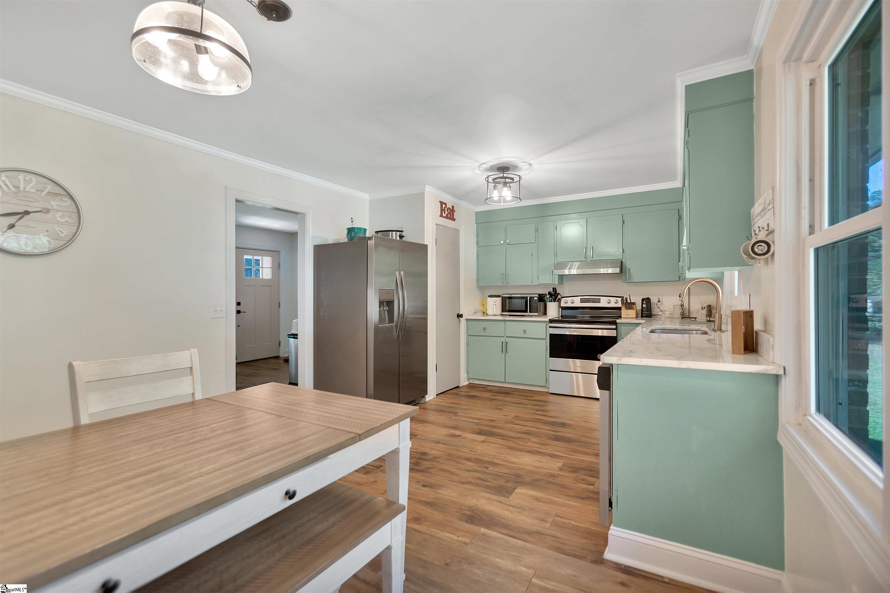 1409 Whiten Road Property Photo 17