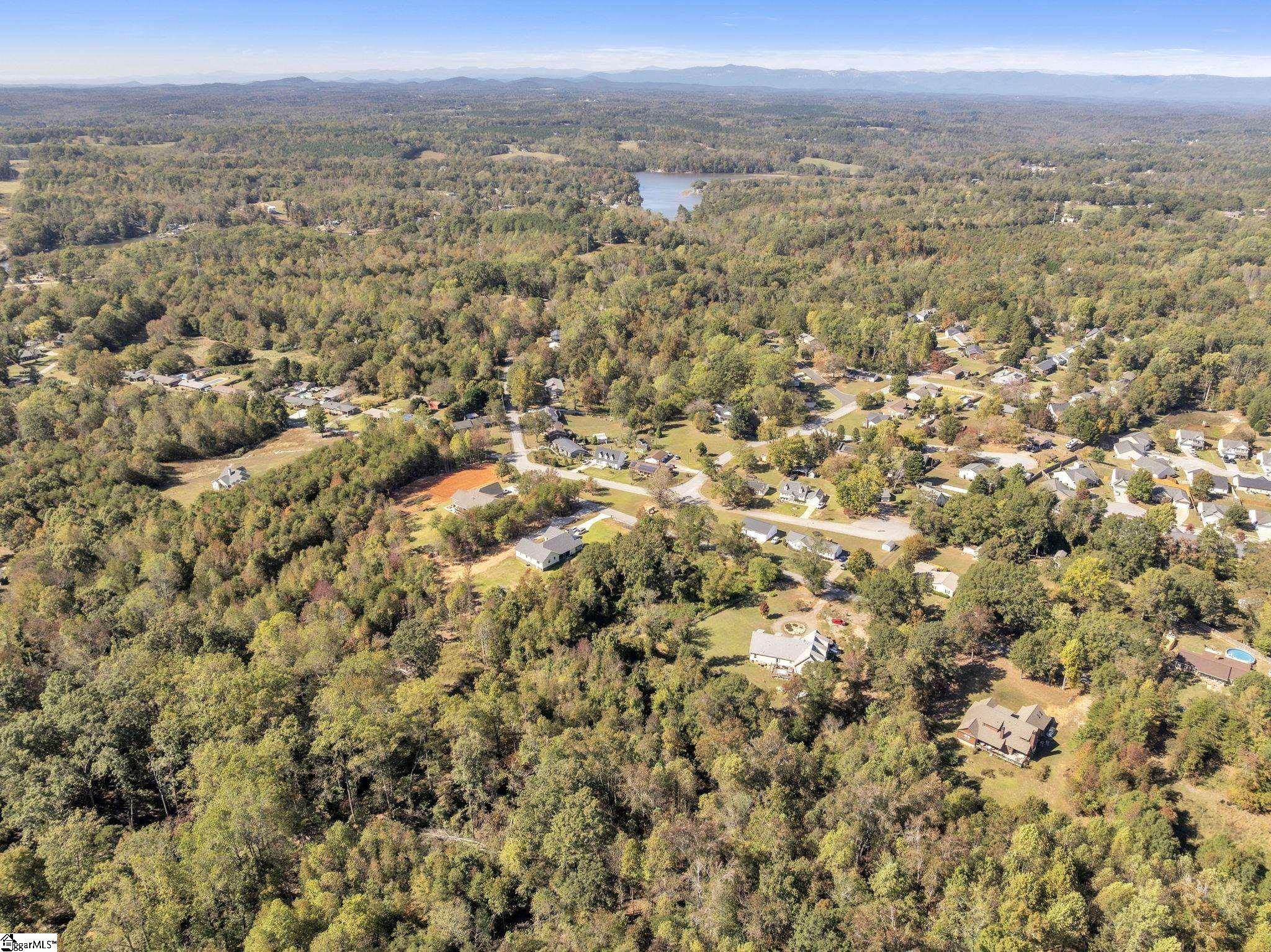 1025 Saluda Lake Road Property Photo 9