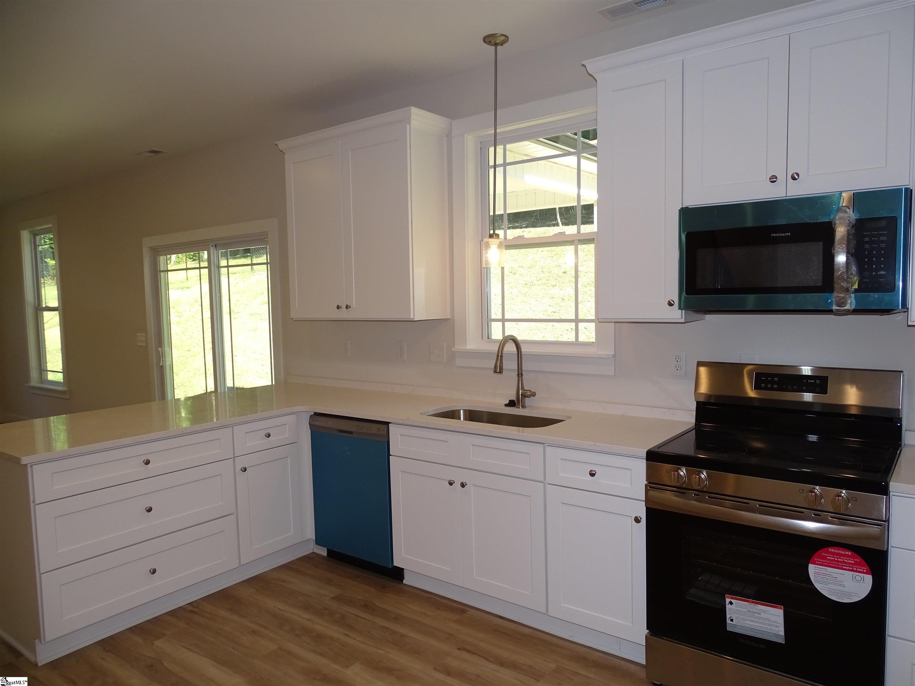 751 Pearson Town Road Property Photo 2