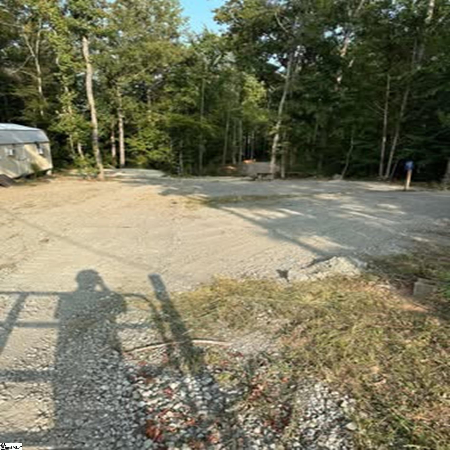 866 Charlies Creek Road Property Photo 3