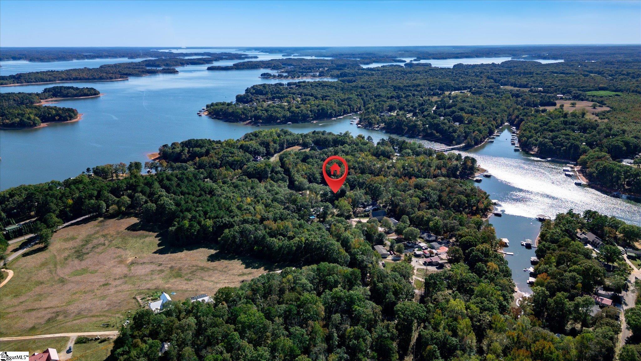 351 Lakewood Drive Property Photo 3