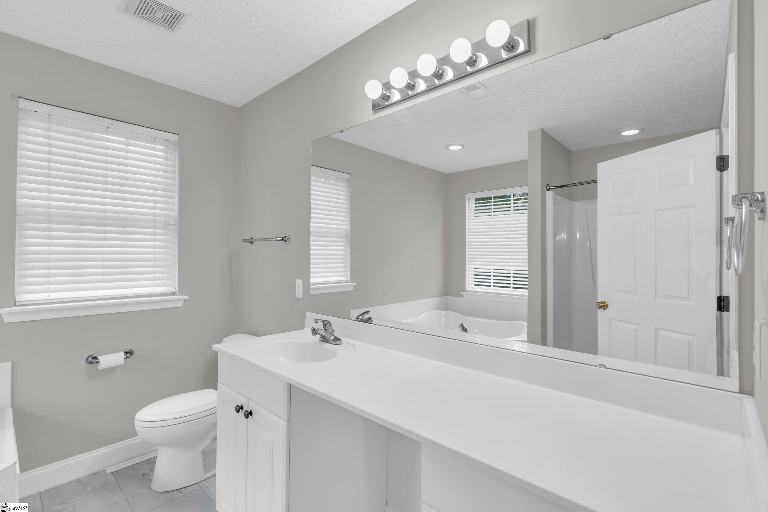 208 Jones Road Property Photo 16