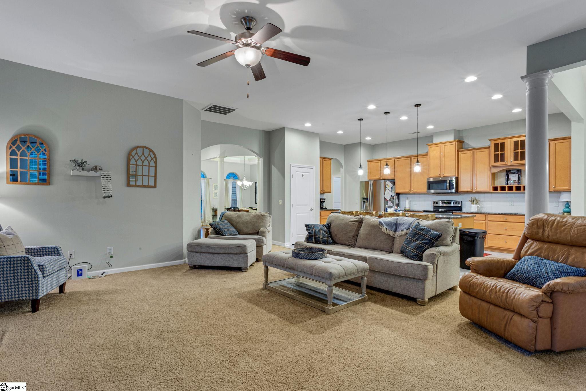 225 Creekside Way Property Photo 13