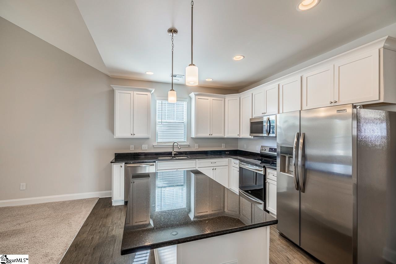 2631 Karkinnen Way Property Photo 6