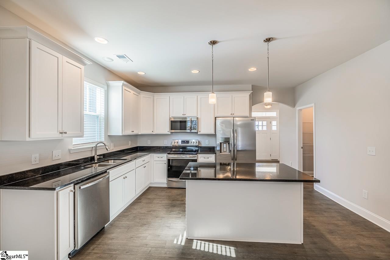 2631 Karkinnen Way Property Photo 7