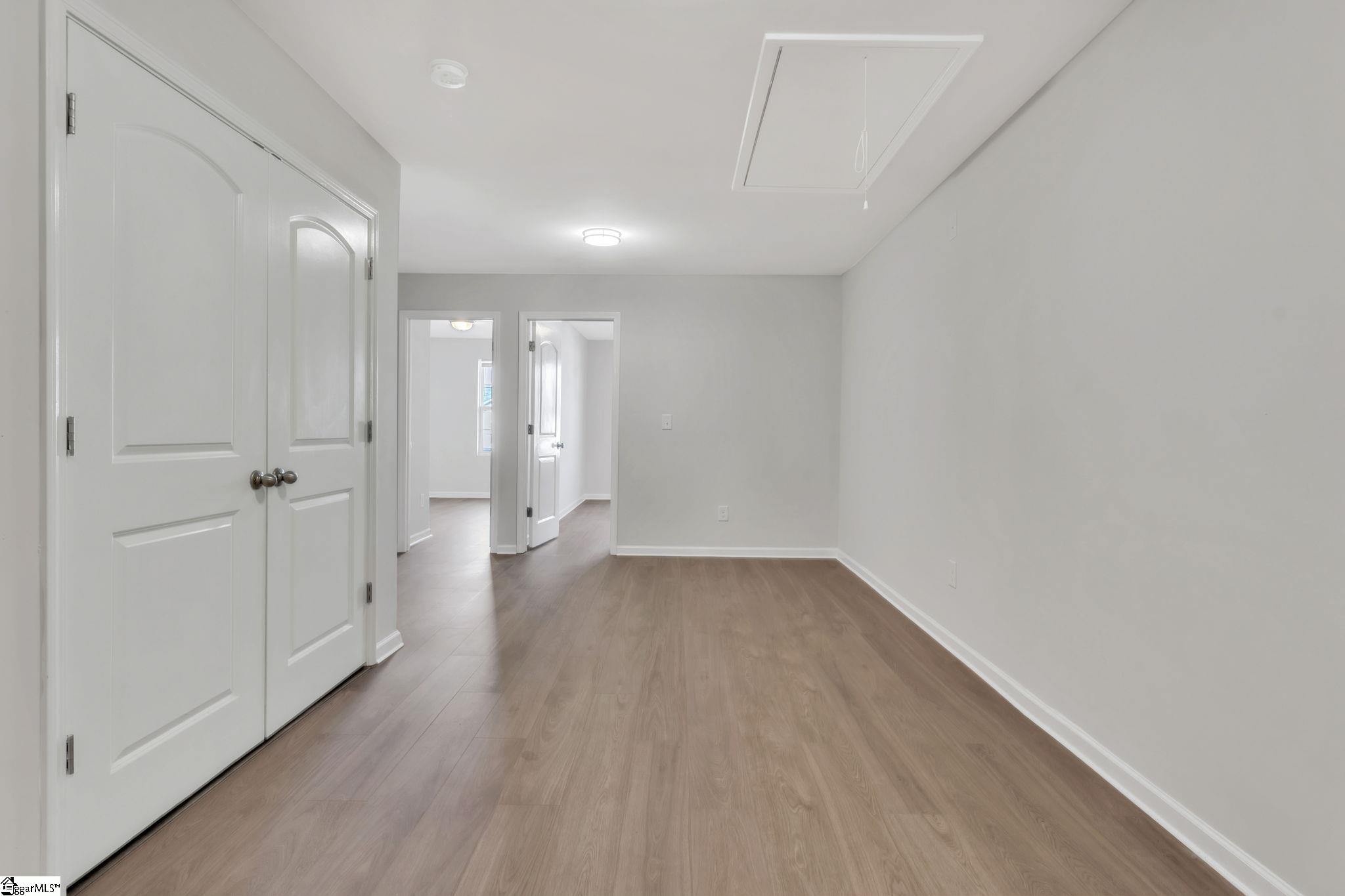 163 Evonshire Boulevard Property Photo 11
