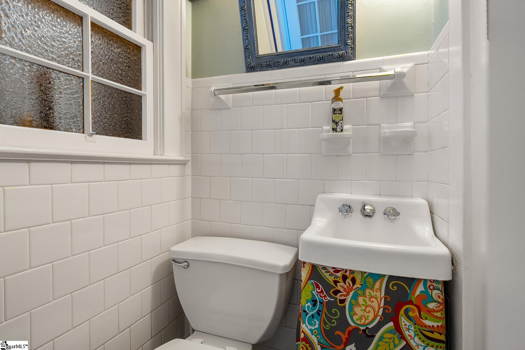 308 W Walnut Street Property Photo 17