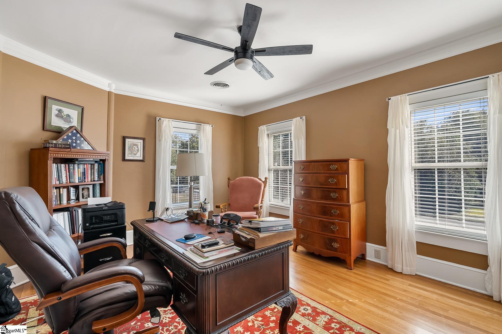 308 W Walnut Street Property Photo 30