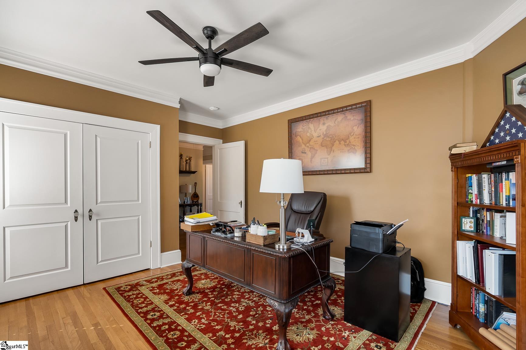 308 W Walnut Street Property Photo 31