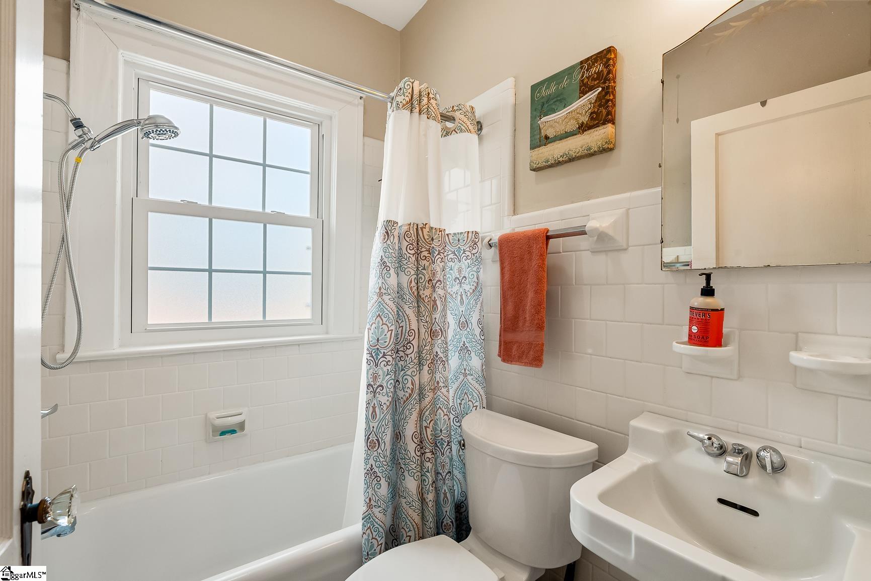 308 W Walnut Street Property Photo 33