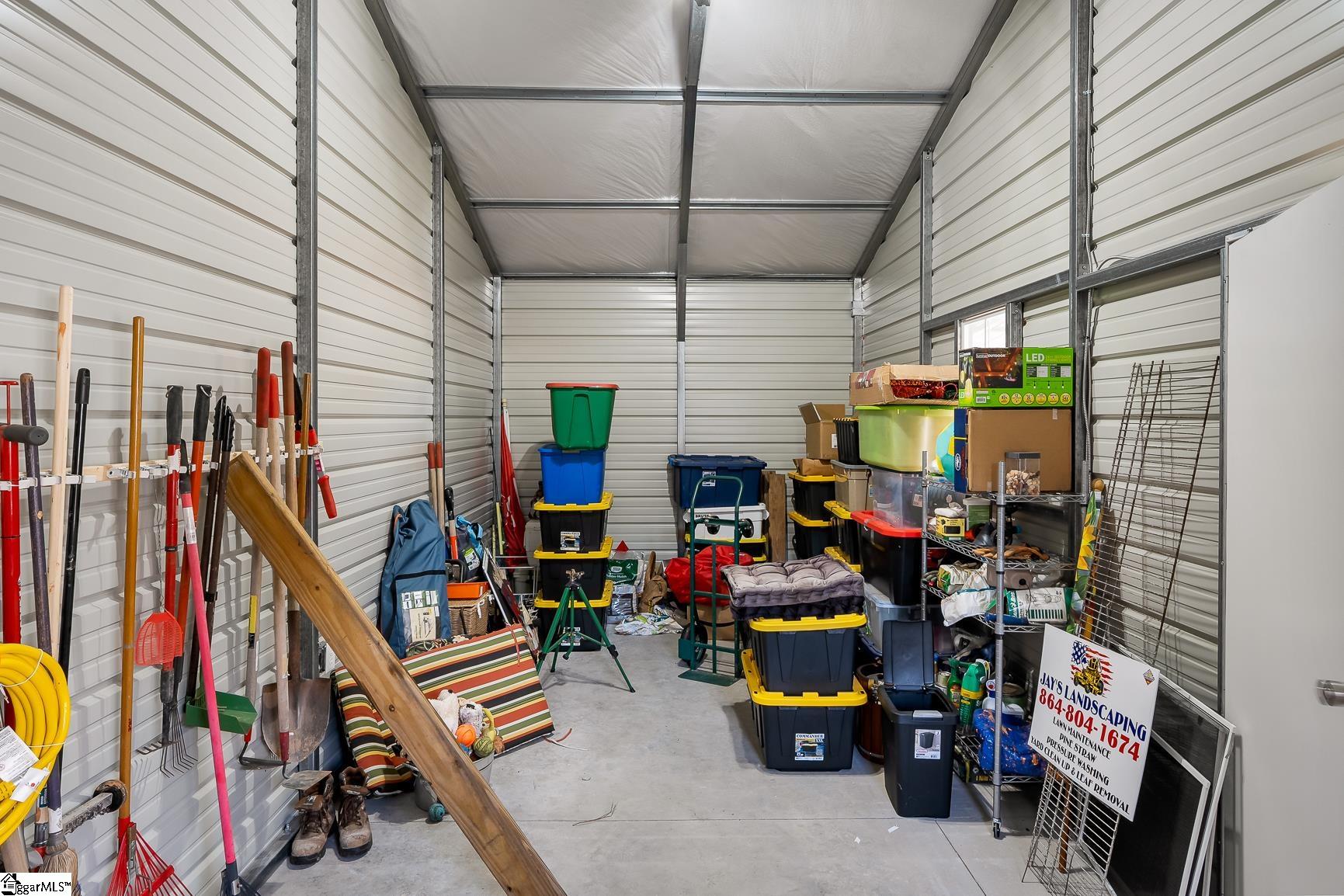 308 W Walnut Street Property Photo 40