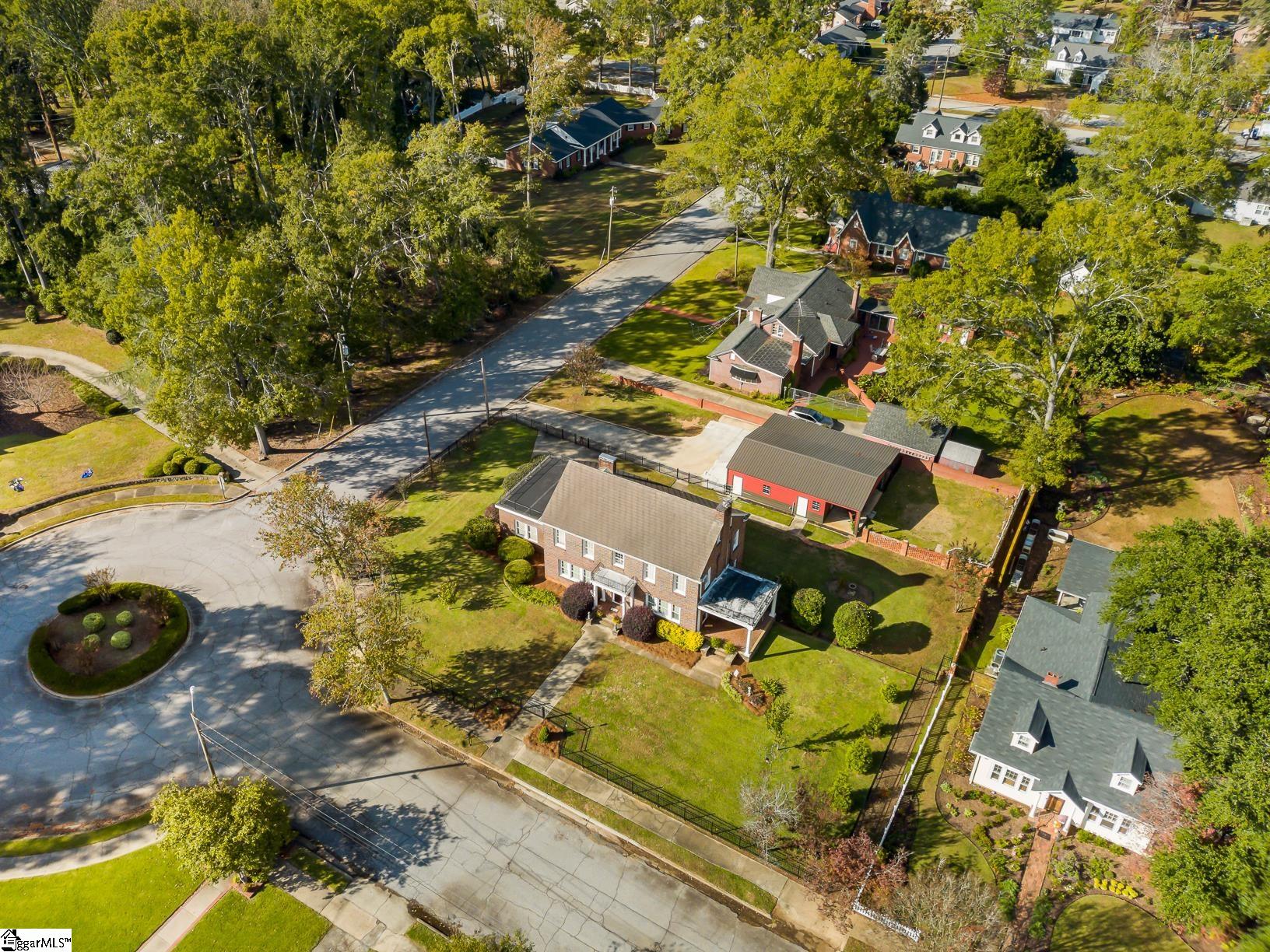 308 W Walnut Street Property Photo 44