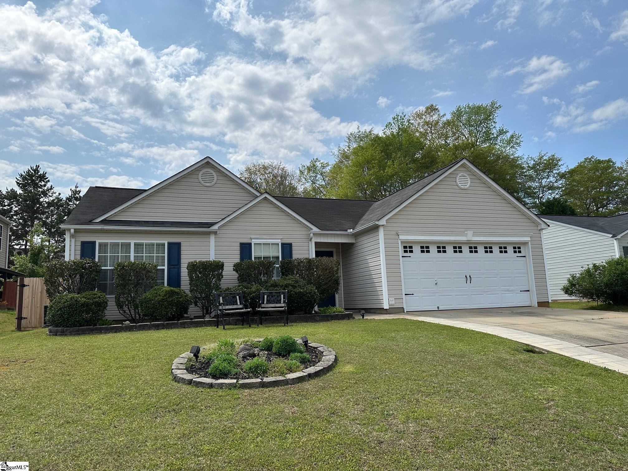 103 Reedy River Way Property Photo 32