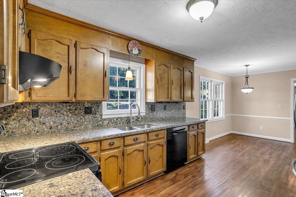 307 Devenger Road Property Photo 18