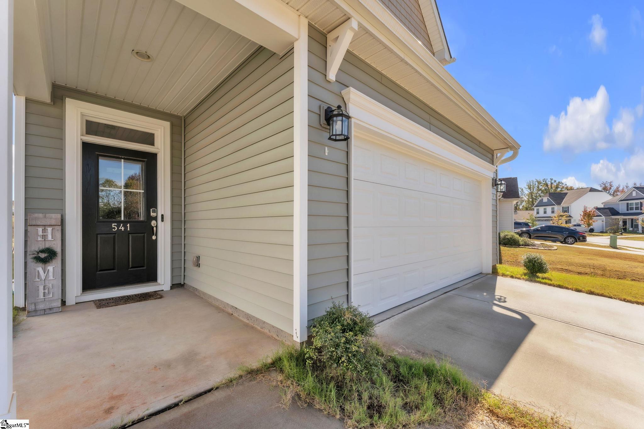 541 Pollyanna Drive Property Photo 3