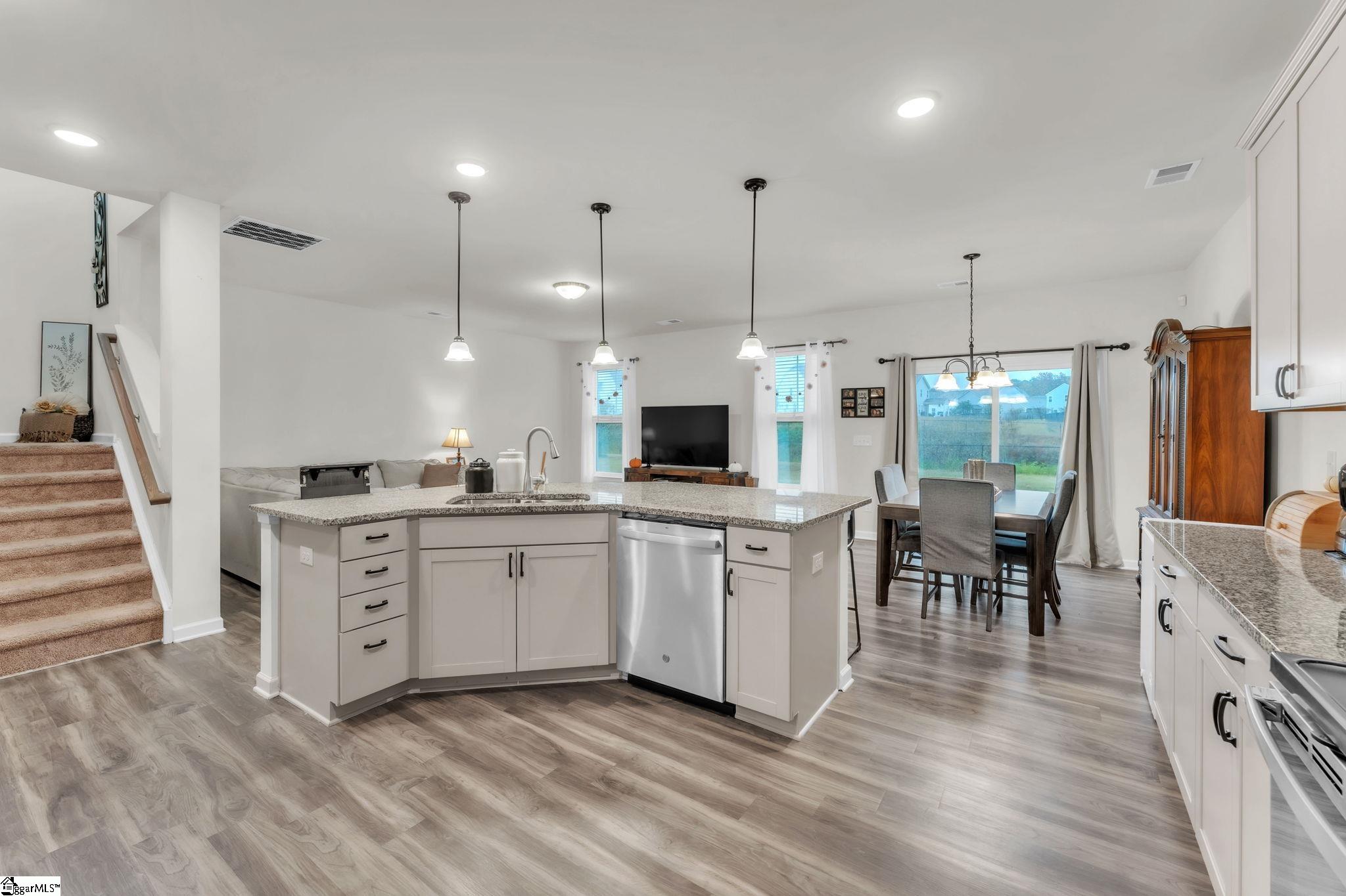 541 Pollyanna Drive Property Photo 11