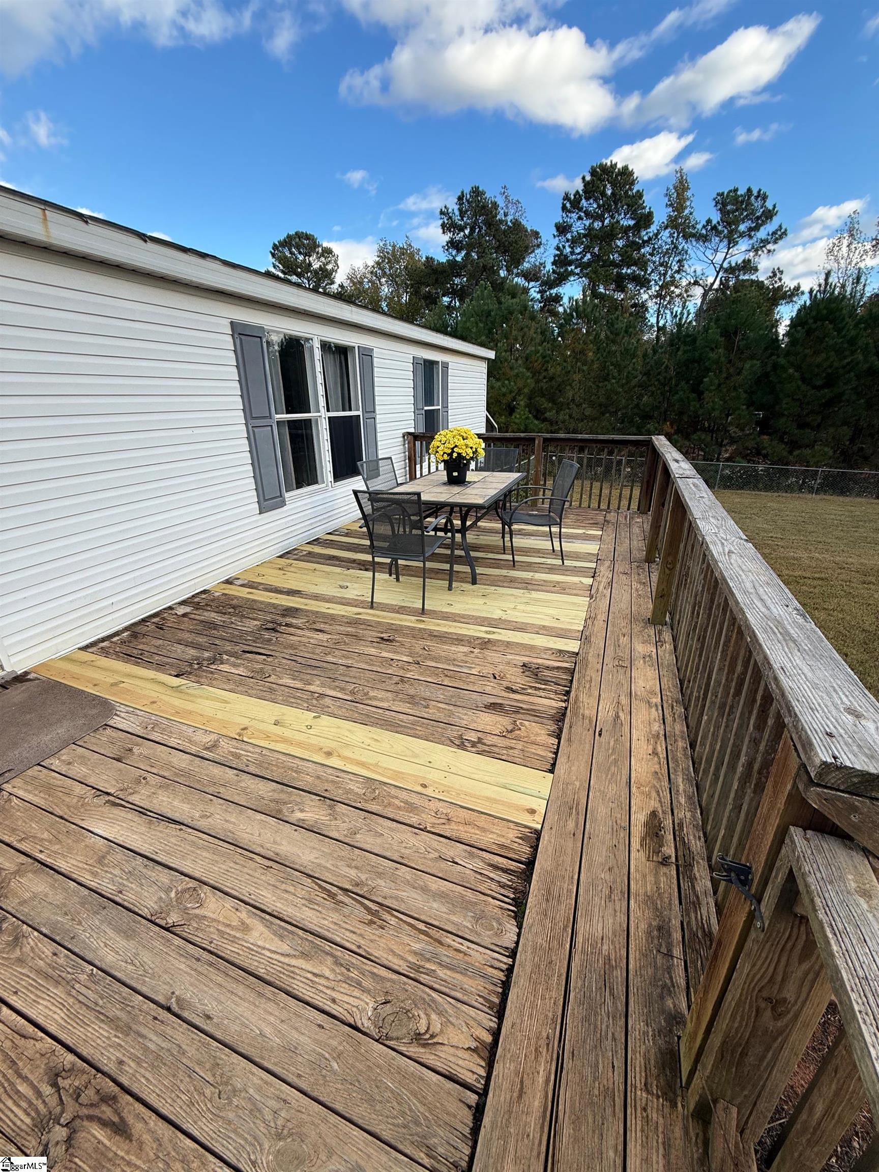 201 Archer Drive Property Photo 17