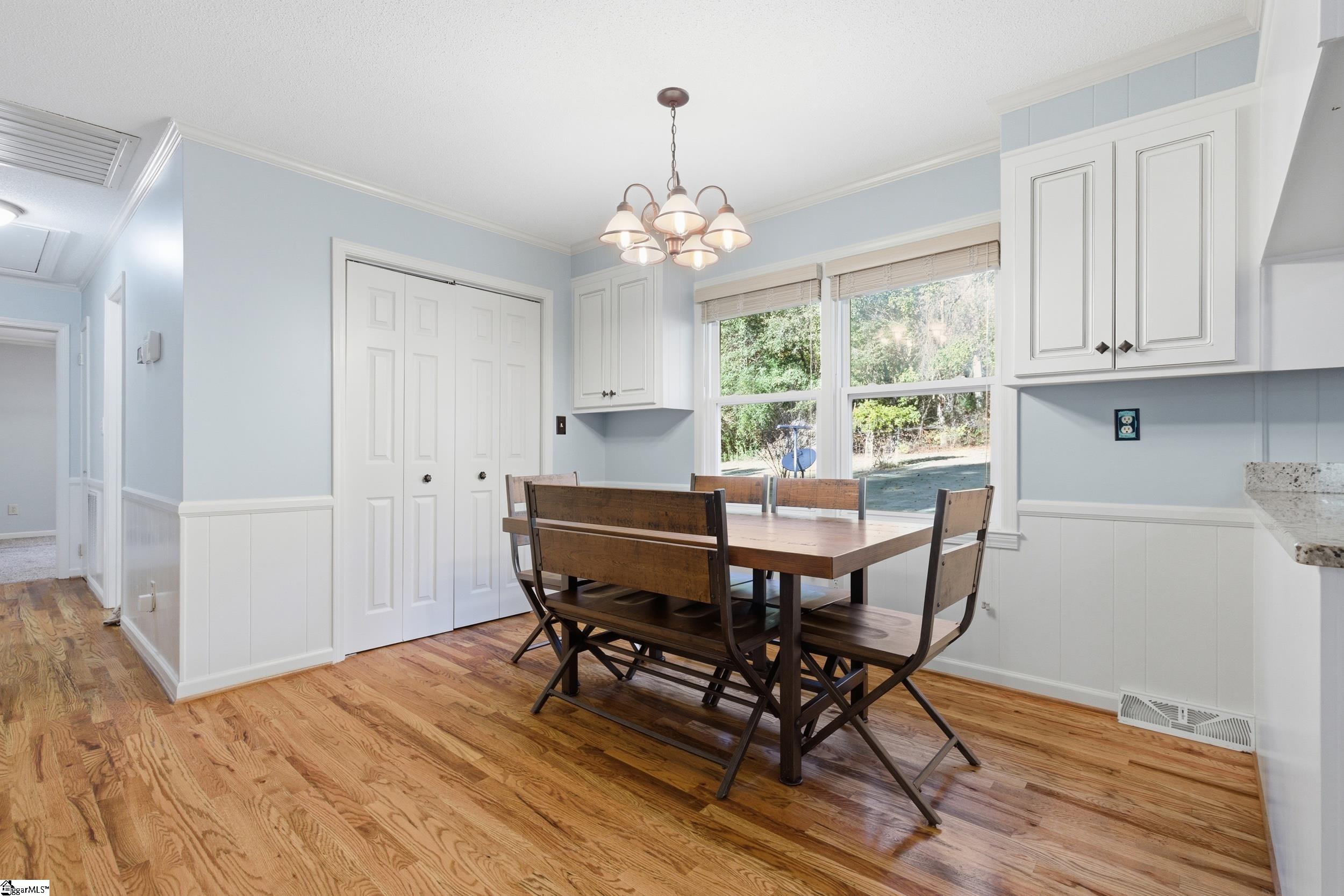 944 Black Snake Road Property Photo 10