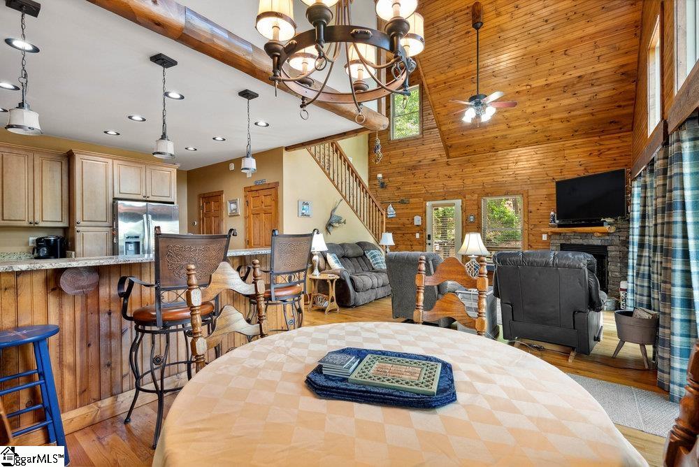 215 Serenity Bay Drive Property Photo 8