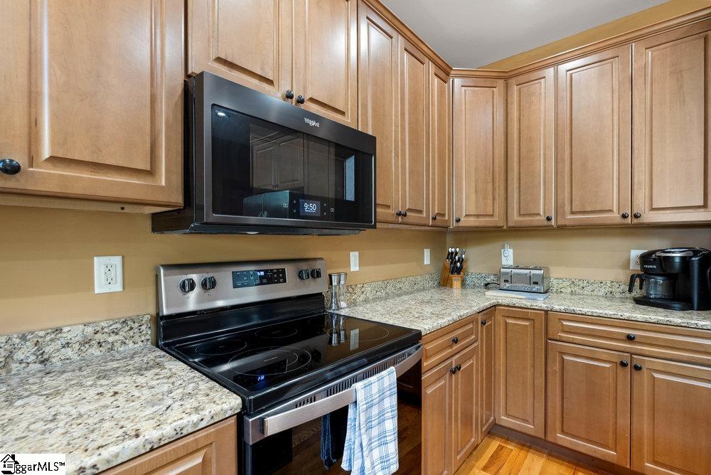 215 Serenity Bay Drive Property Photo 11