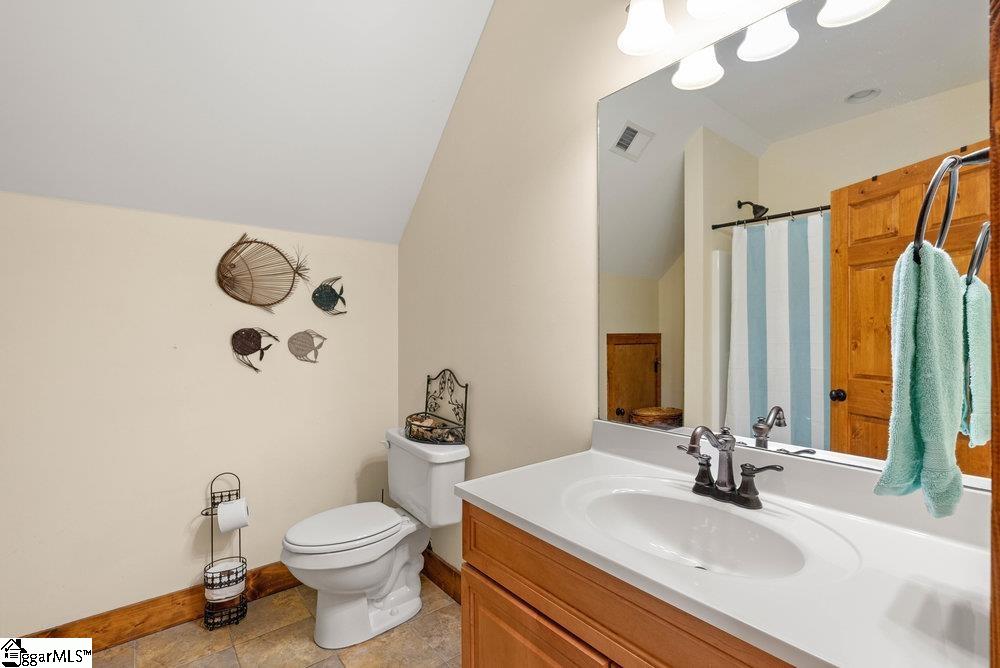 215 Serenity Bay Drive Property Photo 24