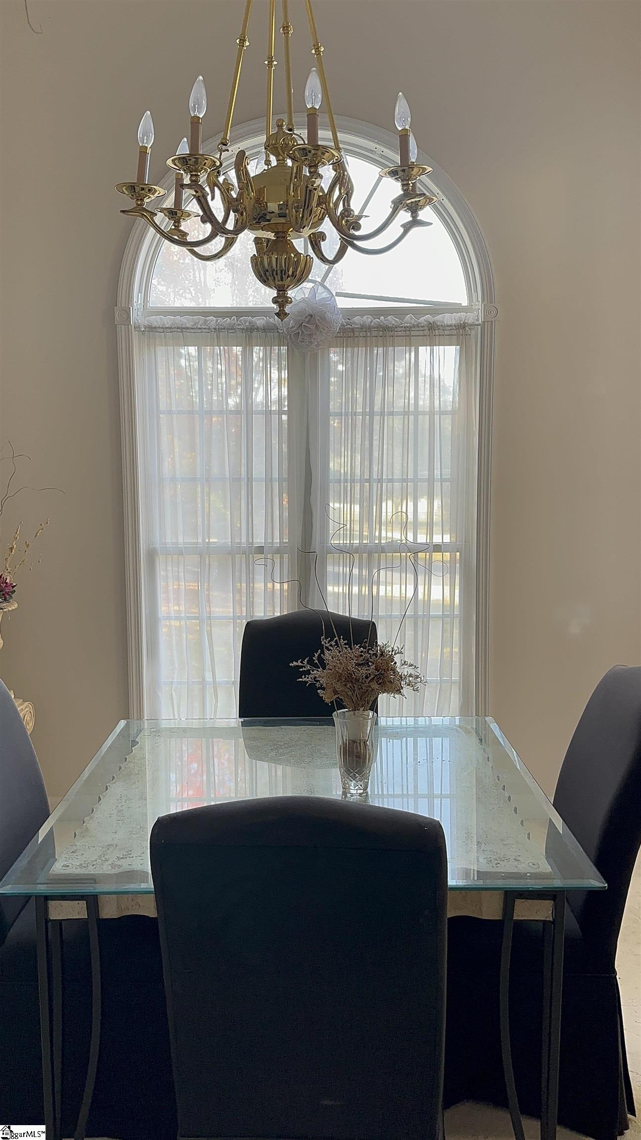 1573726 Property Photo 2